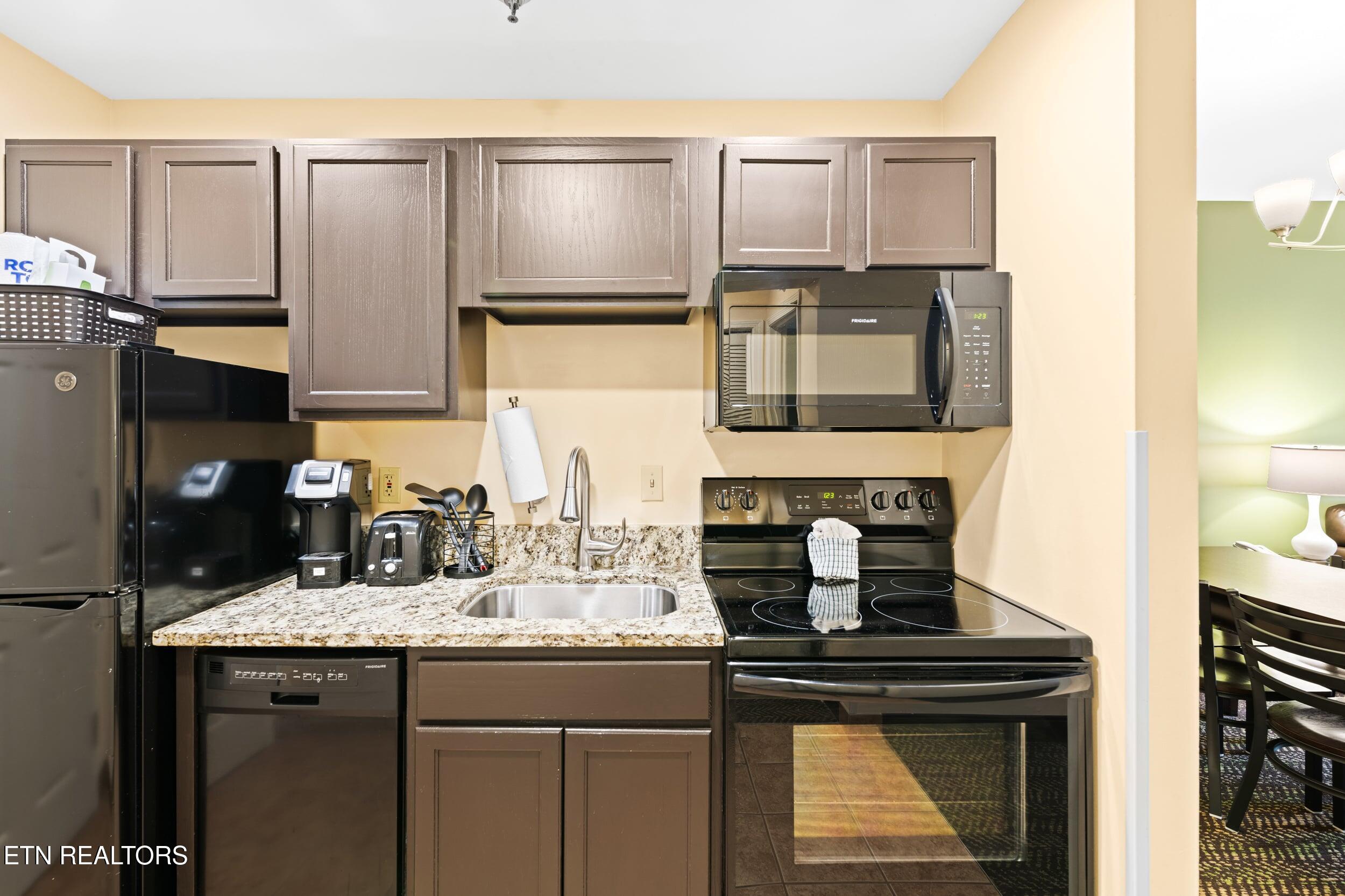 225 Collier Drive Sevierville TN 37862
