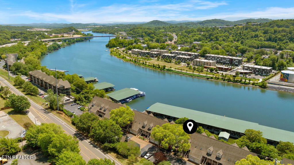 530 Riverfront Way Knoxville TN 37915