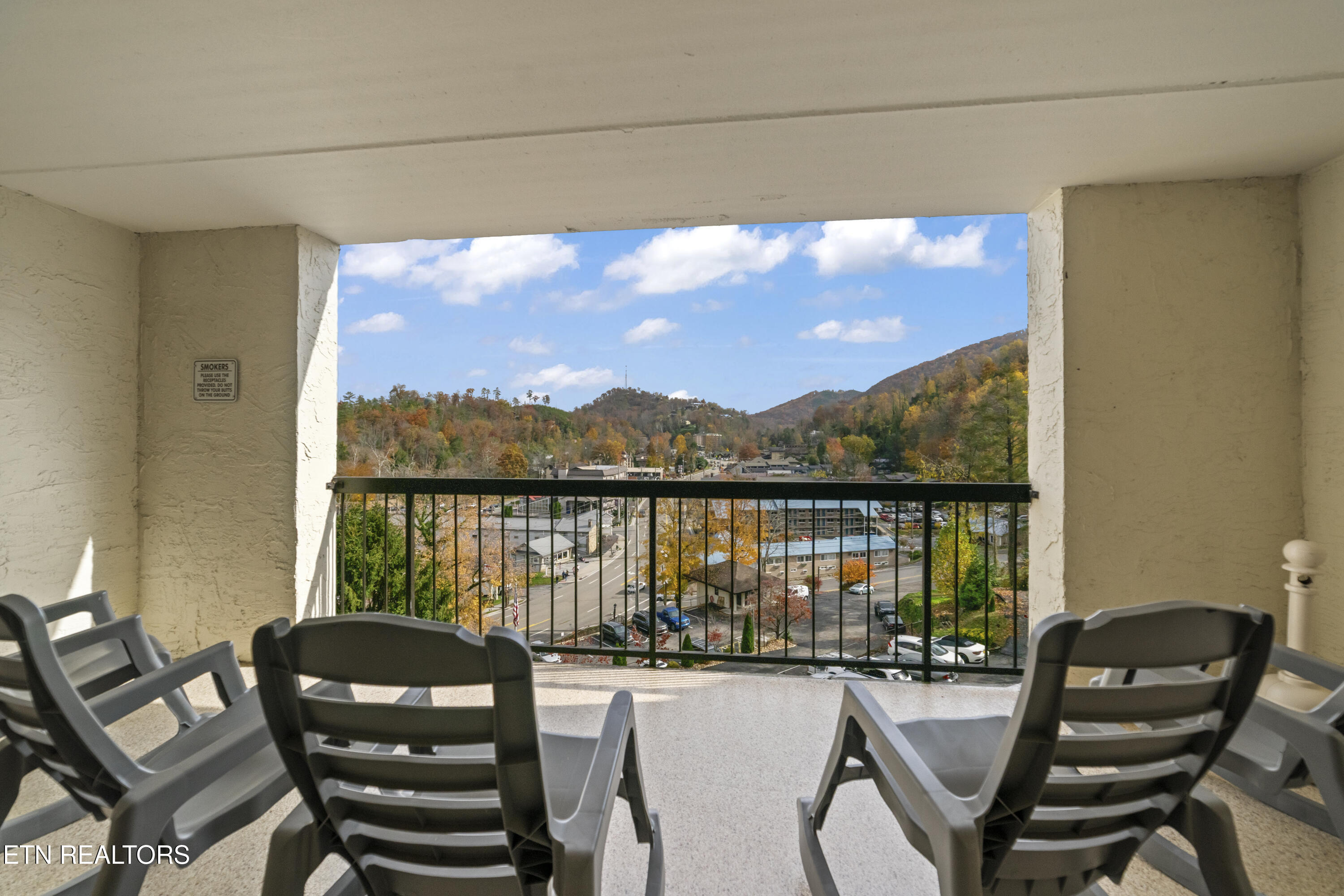 102 Baskins Creek Bypass Gatlinburg TN 37738