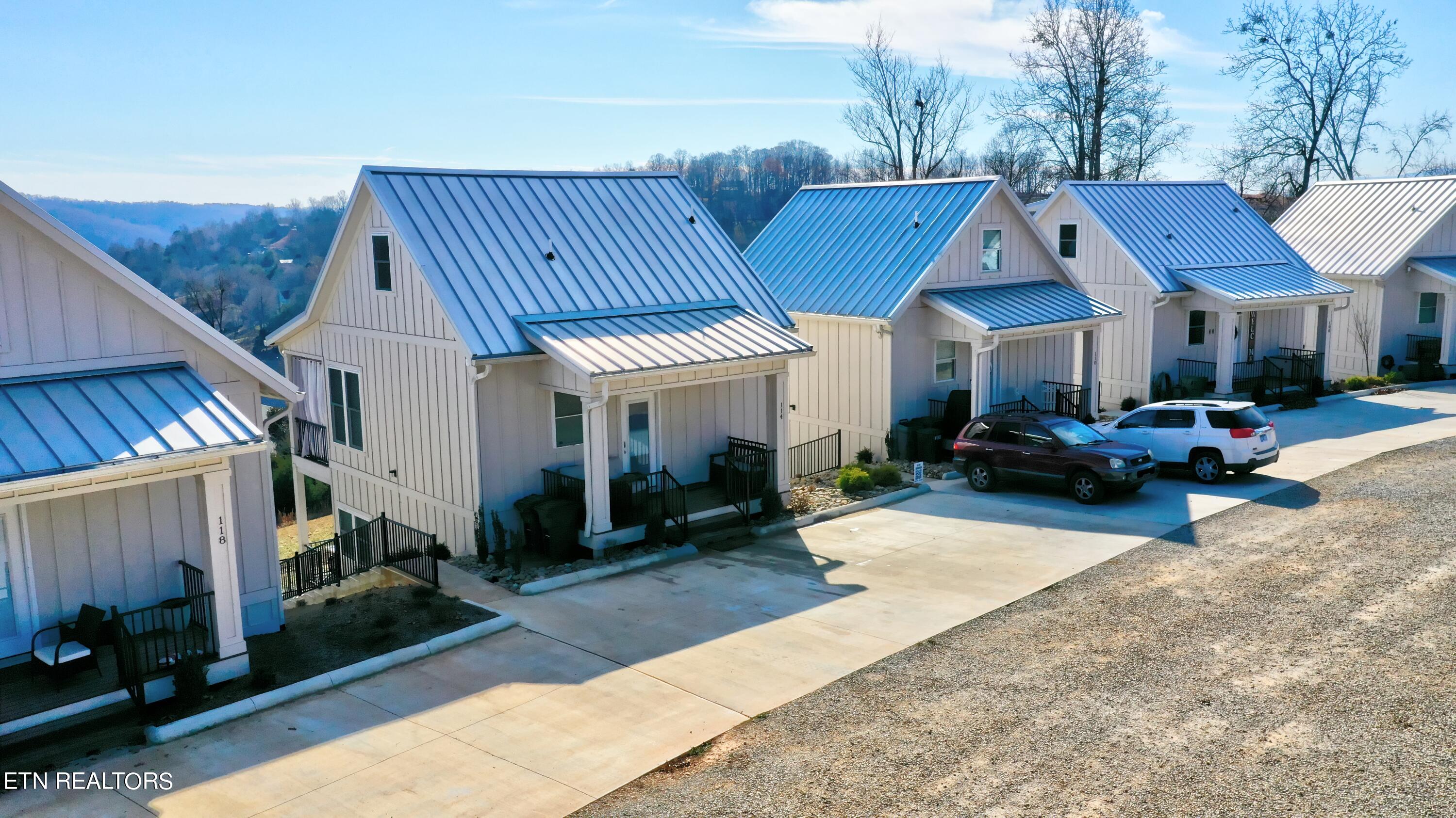 114 E East Harbor View Lane Lafollette TN 37766