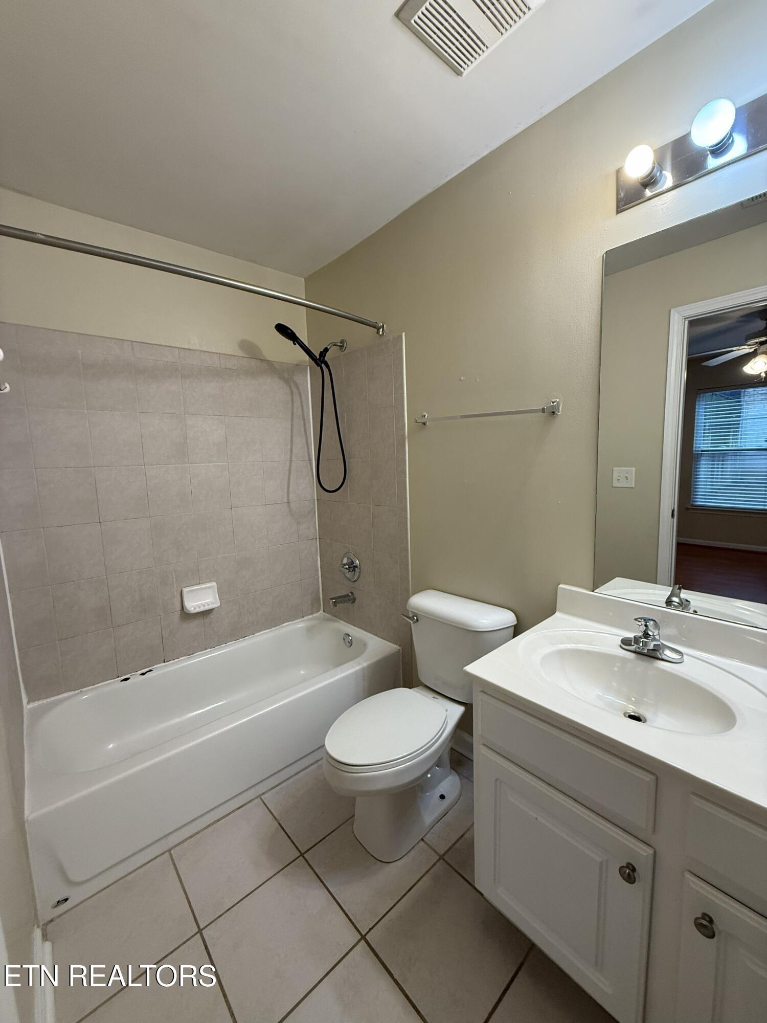 3930 Cherokee Woods Way #101 Knoxville TN 37920