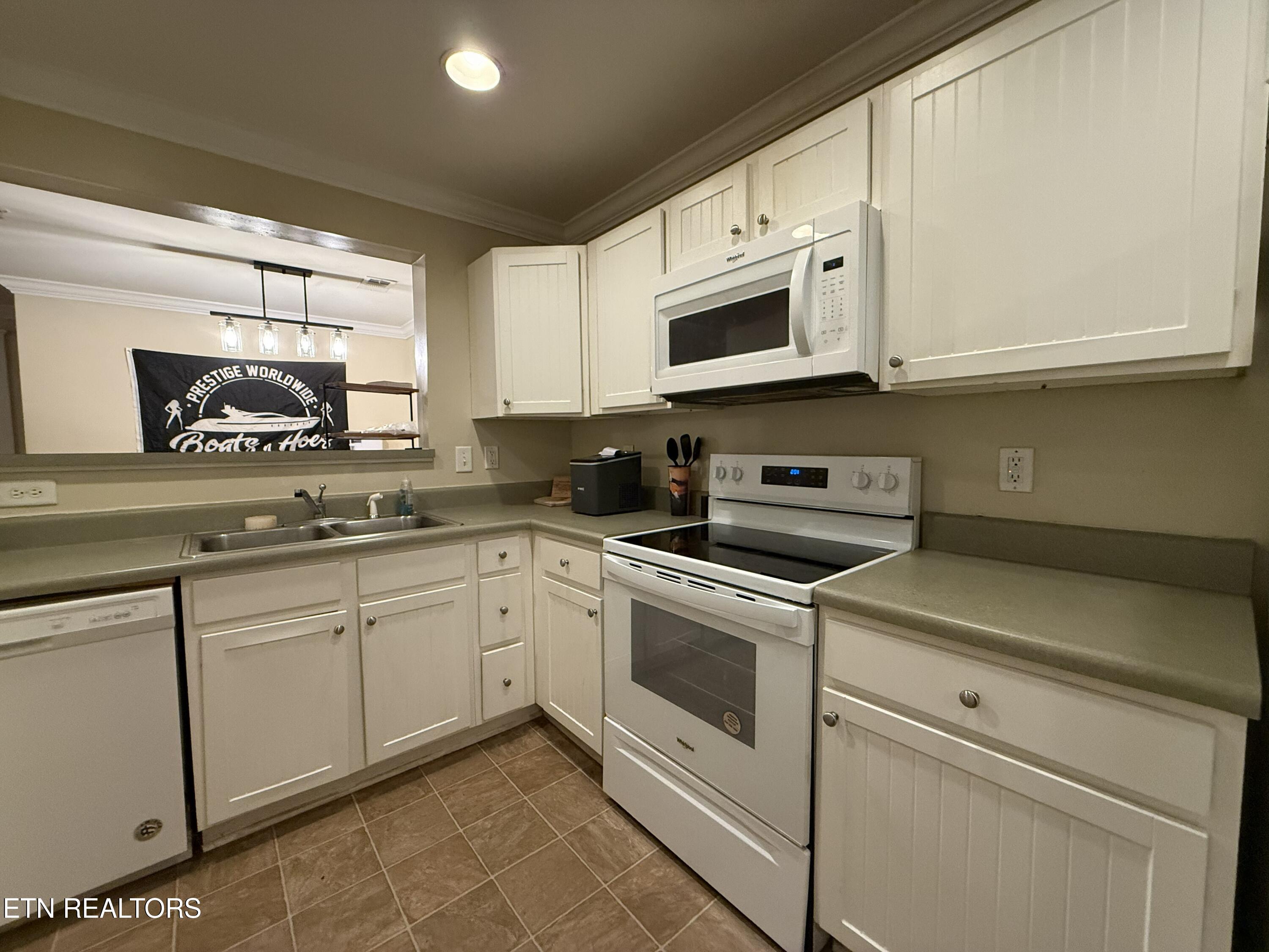 3930 Cherokee Woods Way #101 Knoxville TN 37920