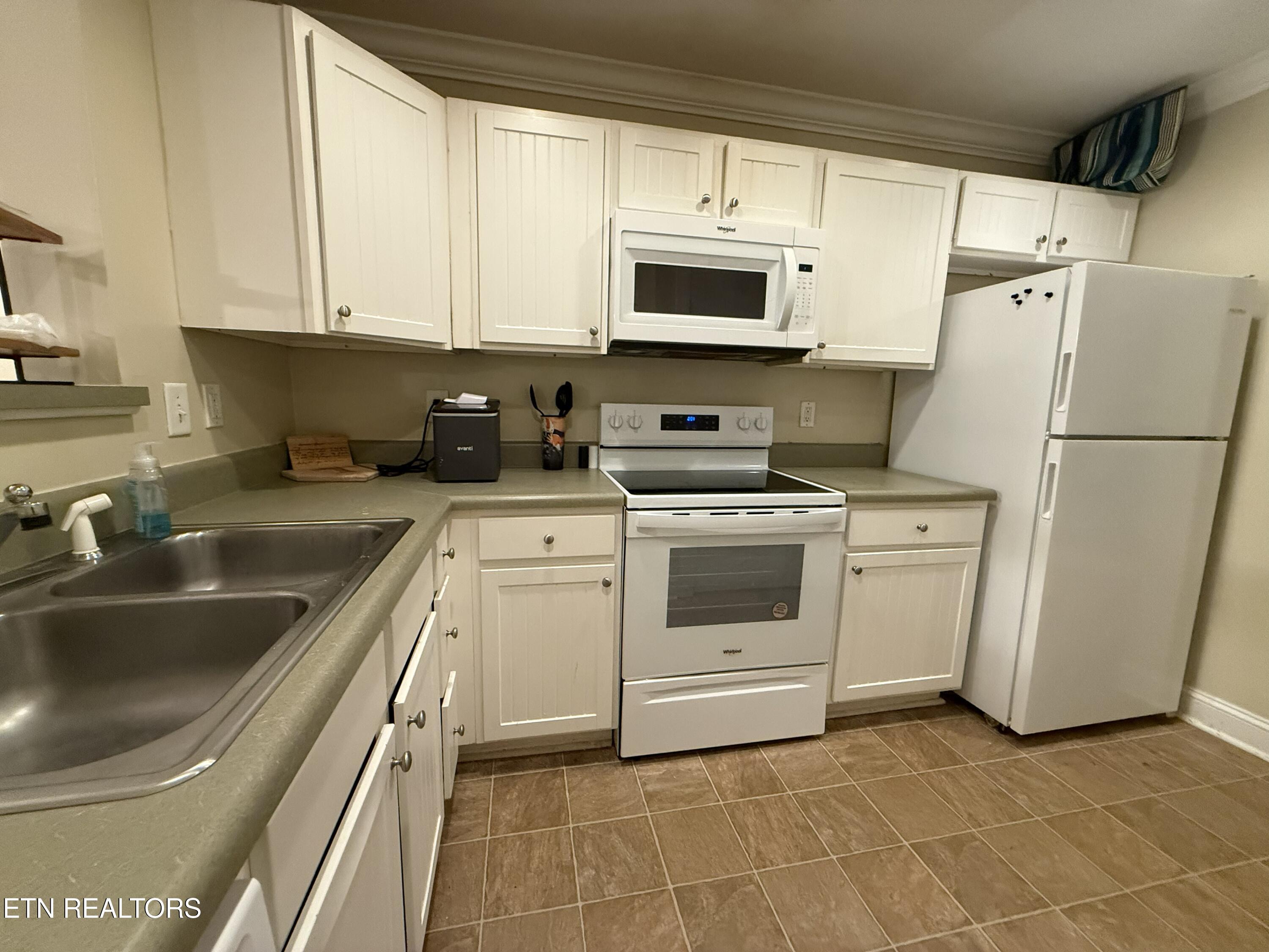 3930 Cherokee Woods Way #101 Knoxville TN 37920