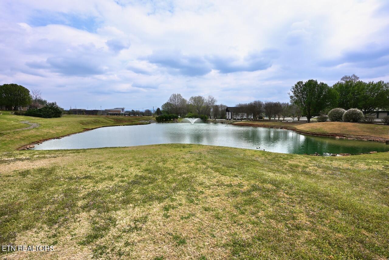 258 Royal Oaks Drive Maryville TN 37801