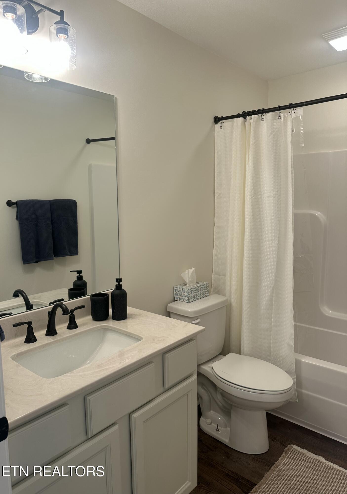 619 Snowflower Circle Pigeon Forge TN 37863