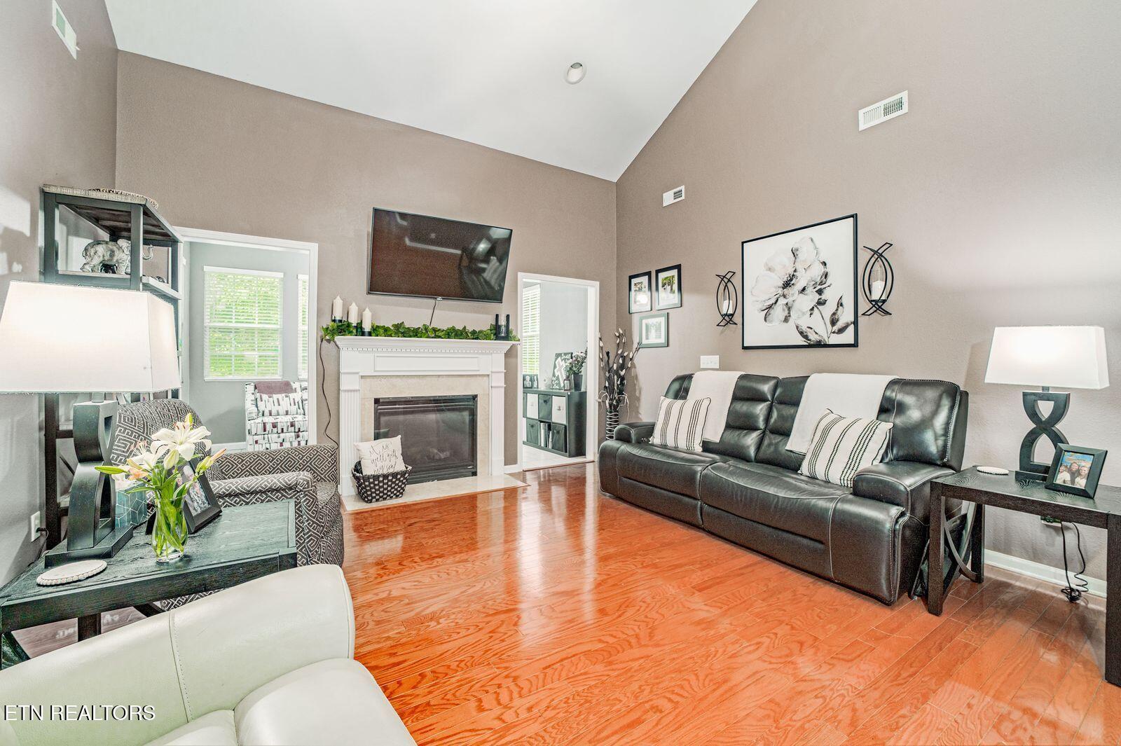 7230 Oakfield Lane Powell TN 37849
