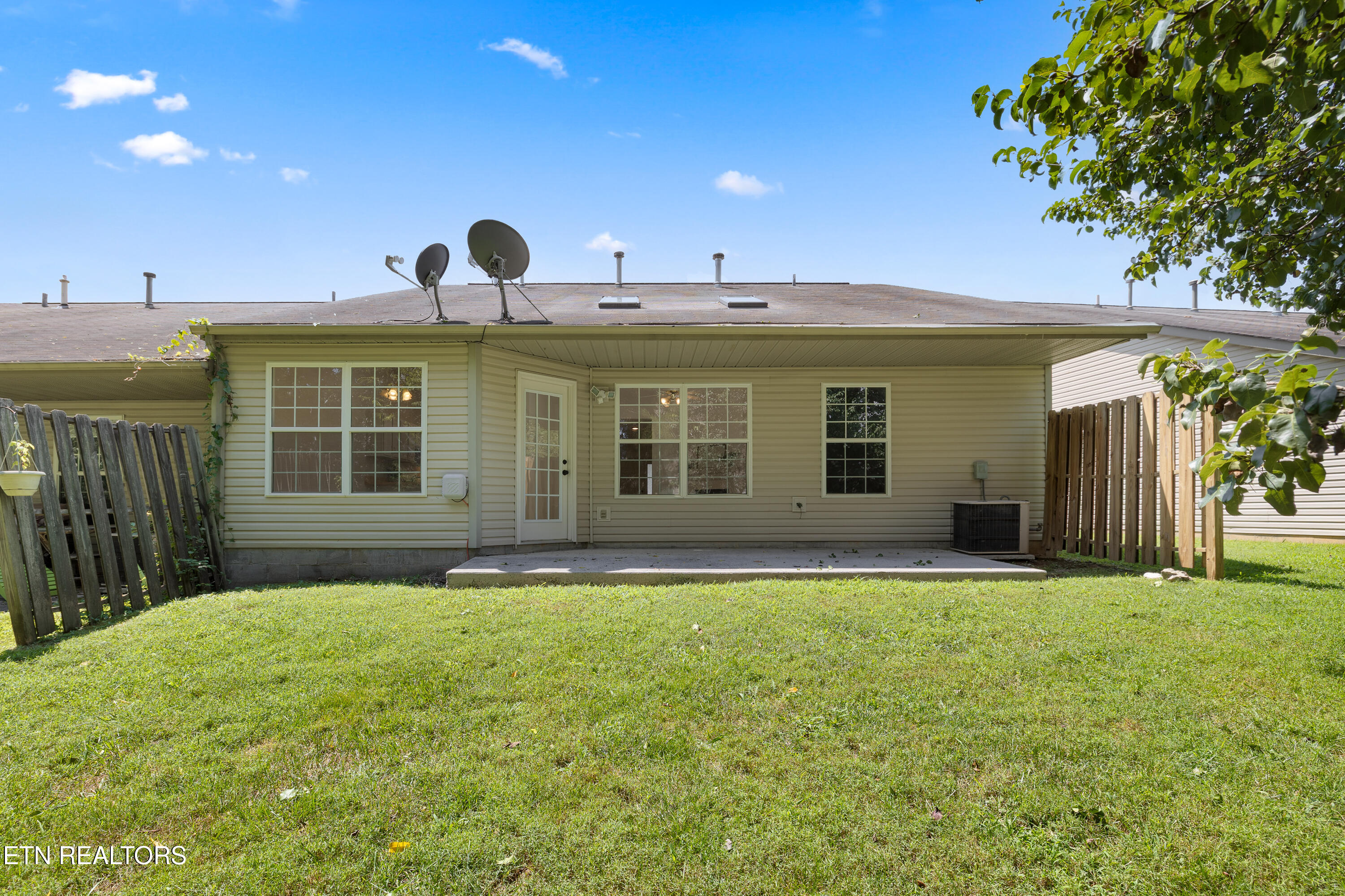 1720 Cape Brittany Way Knoxville TN 37932