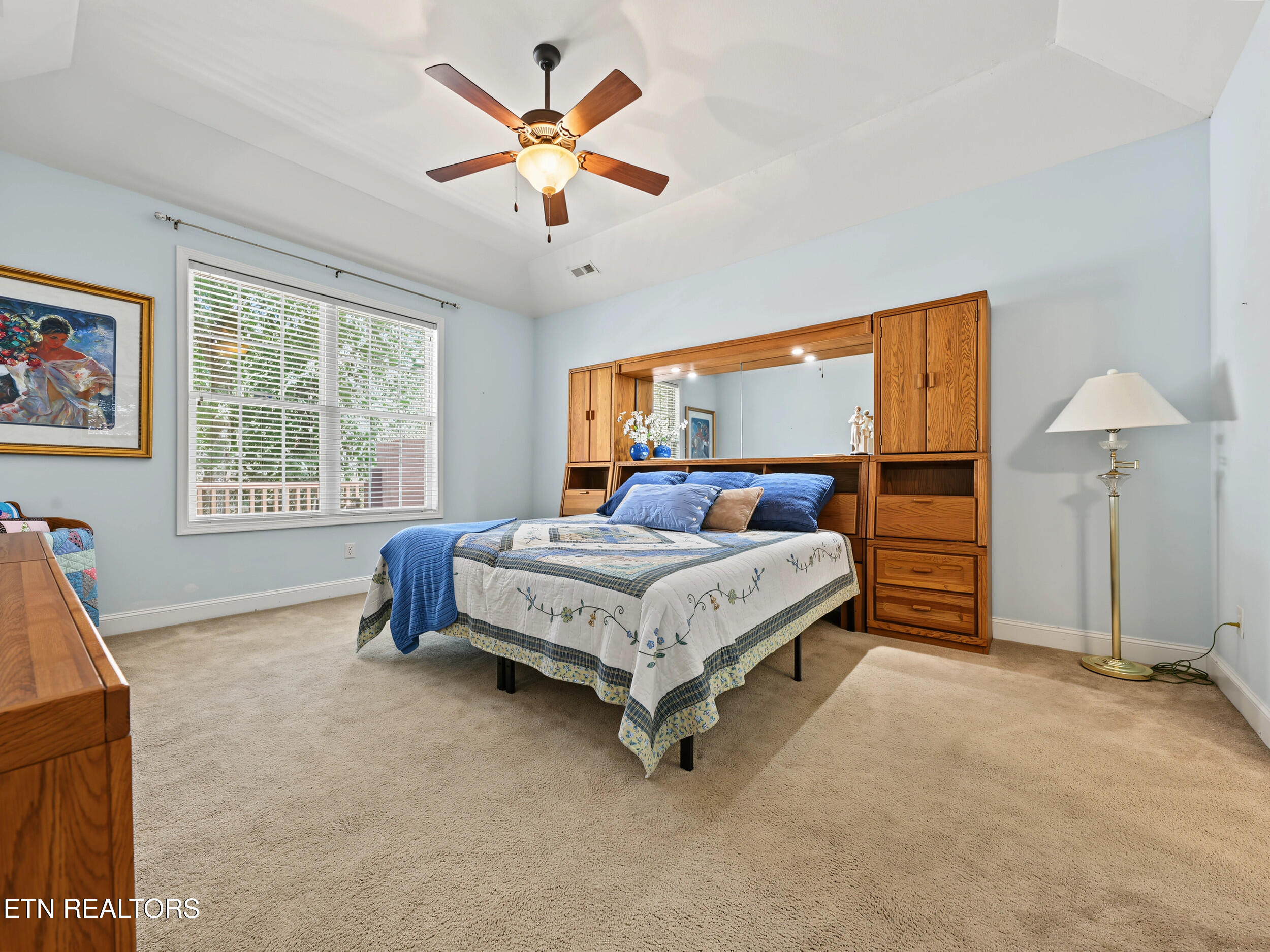 5090 Dovewood Way Knoxville TN 37918
