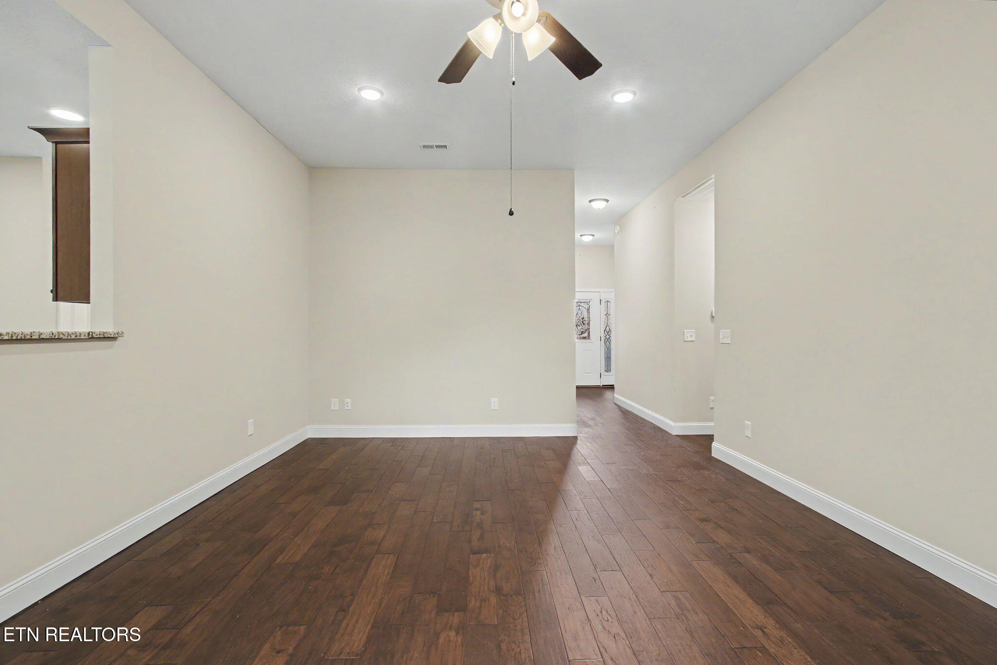 1120 Fellin View Way Sevierville TN 37876