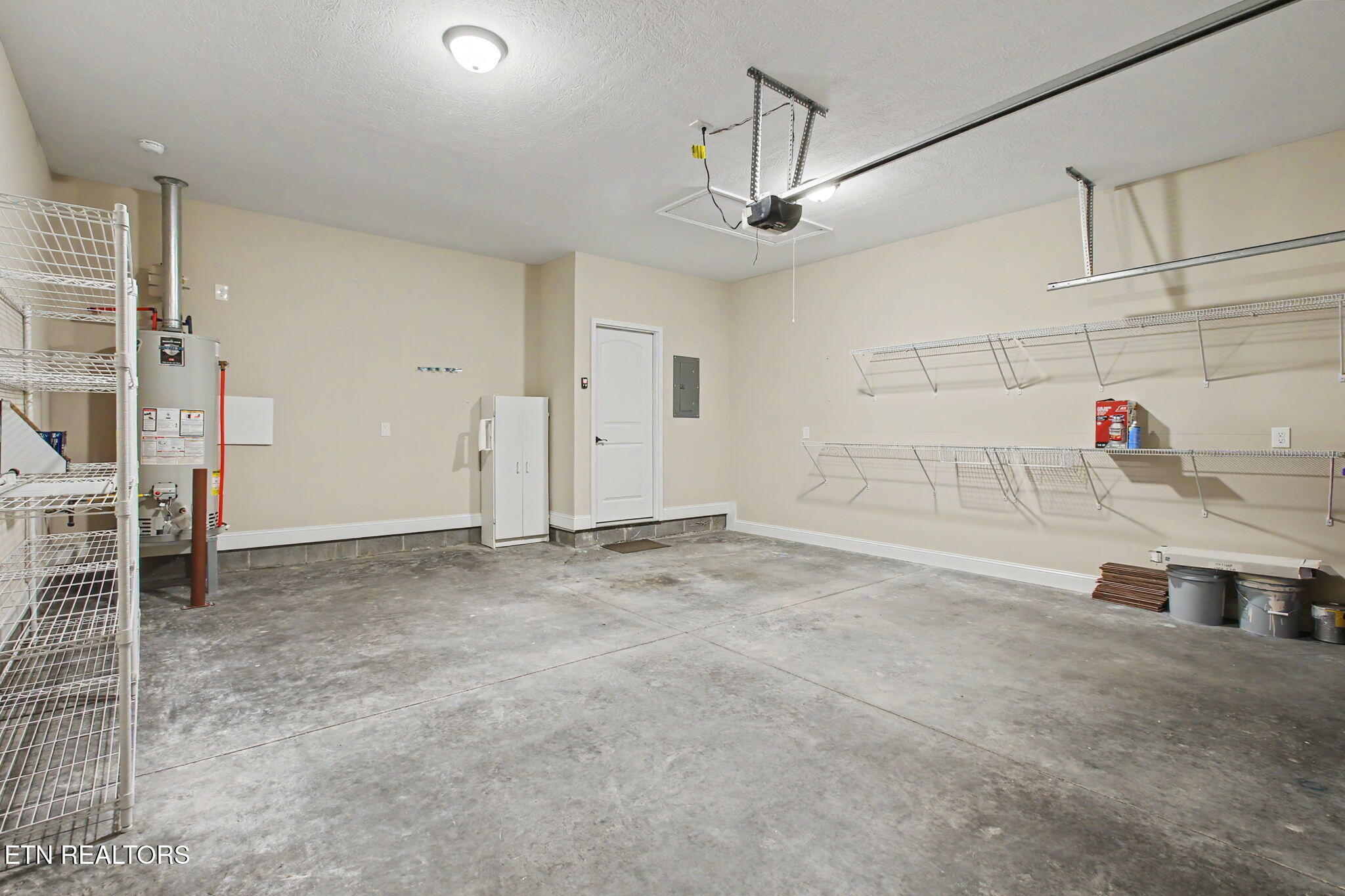 1120 Fellin View Way Sevierville TN 37876