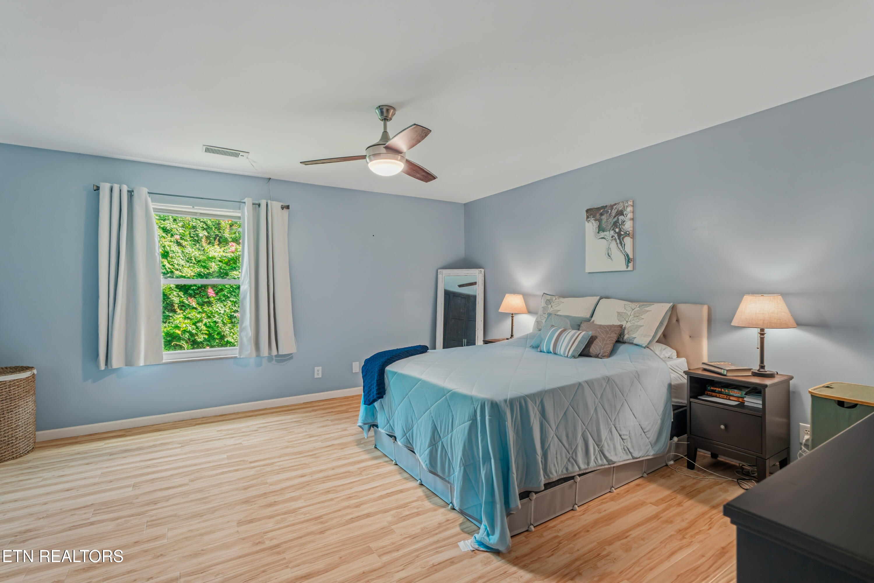 7021 Traditional Drive Knoxville TN 37909
