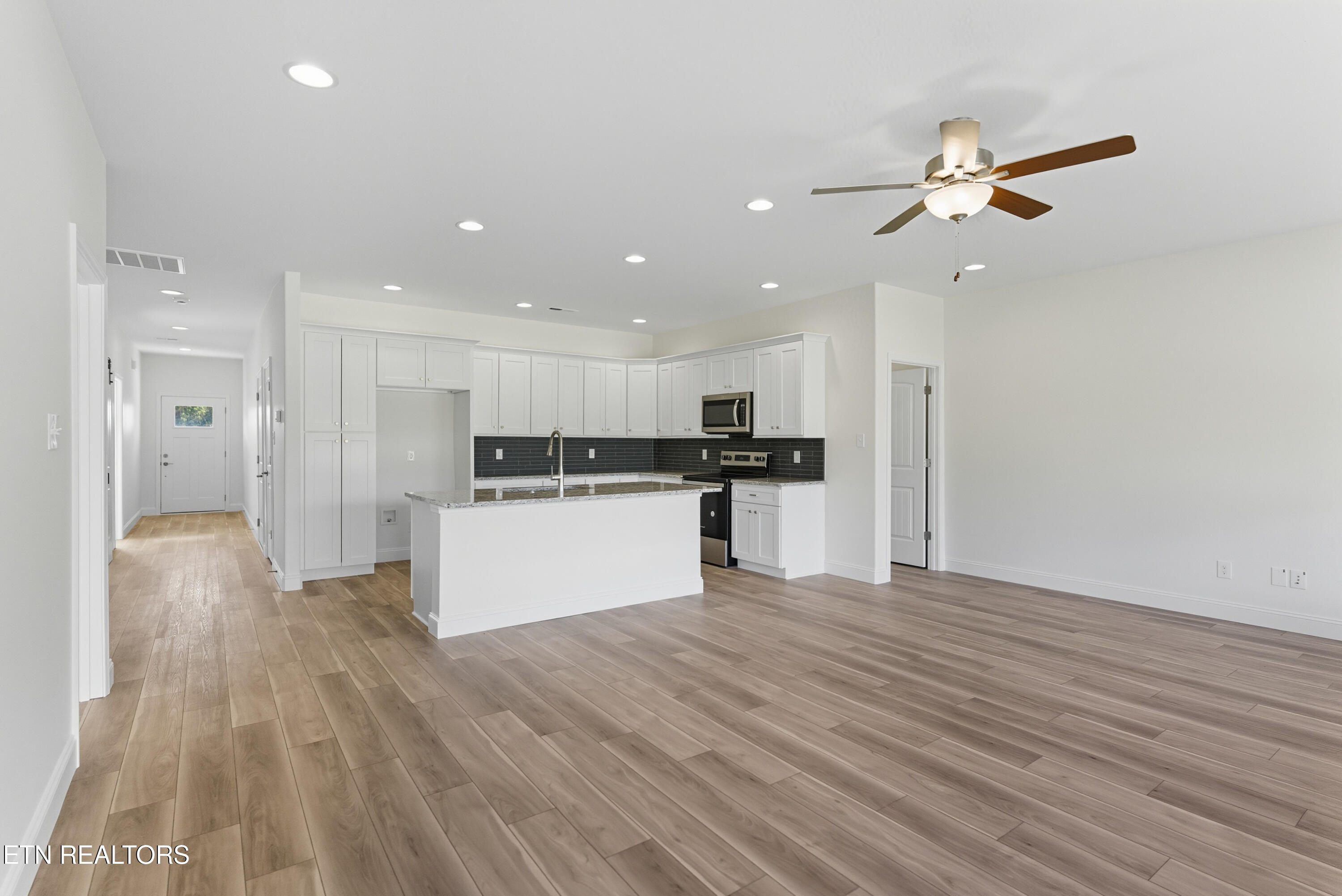 7350 Whispering Creek Lane Powell TN 37849