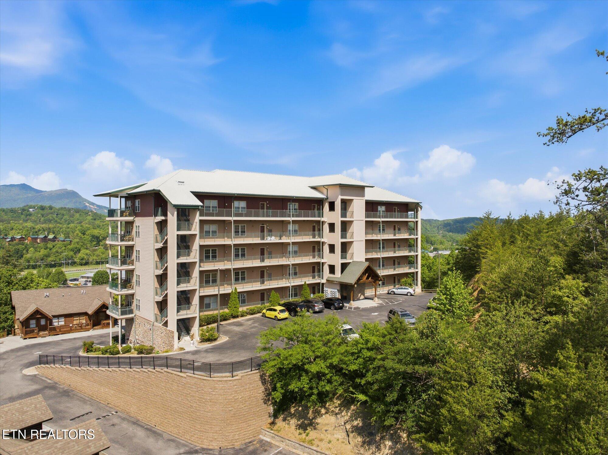 410 Big Bear Way Pigeon Forge TN 37863