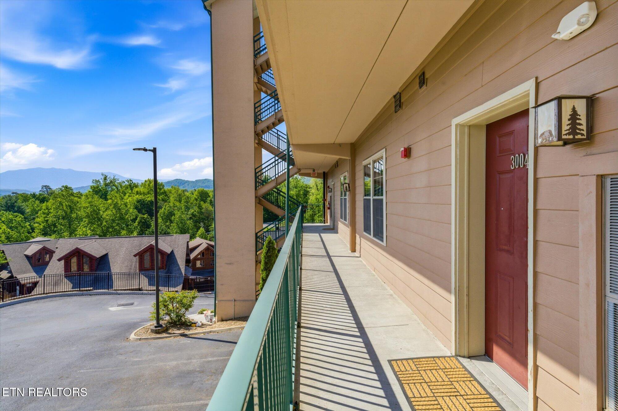 410 Big Bear Way Pigeon Forge TN 37863