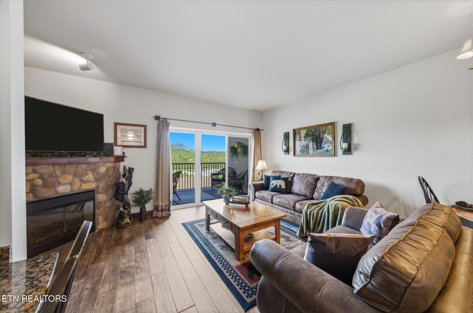 410 Big Bear Way Pigeon Forge TN 37863