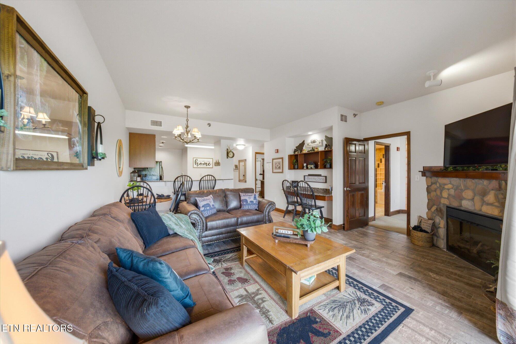 410 Big Bear Way Pigeon Forge TN 37863