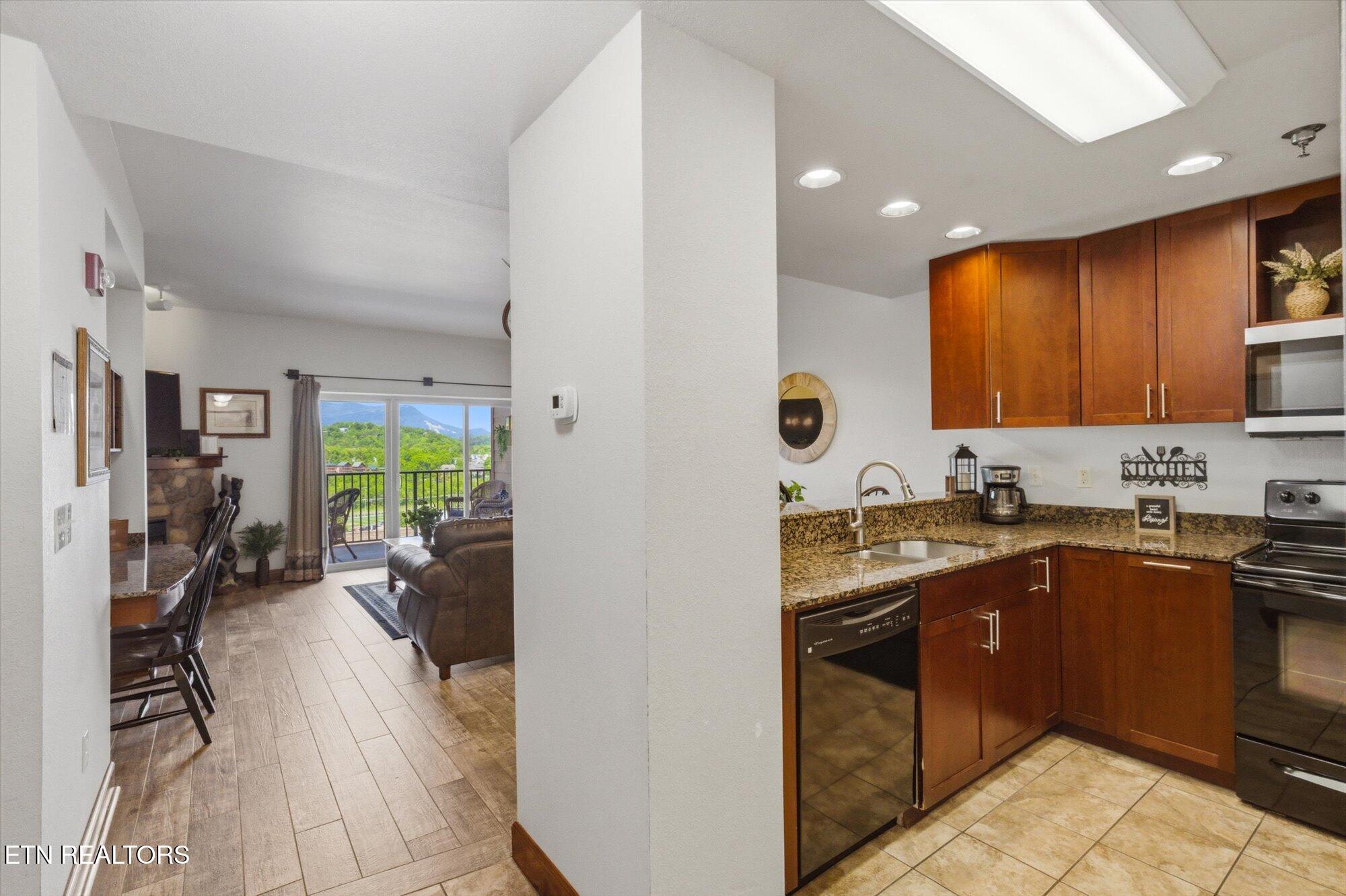 410 Big Bear Way Pigeon Forge TN 37863