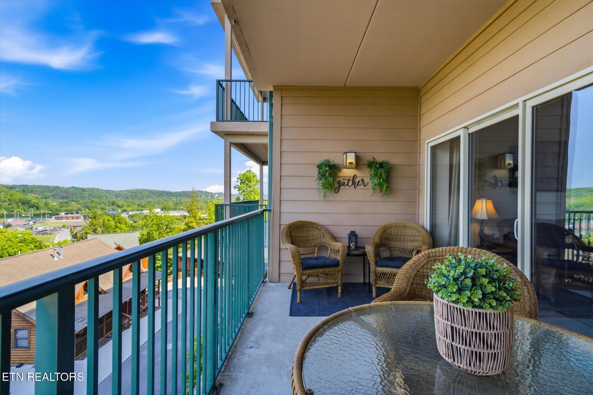 410 Big Bear Way Pigeon Forge TN 37863