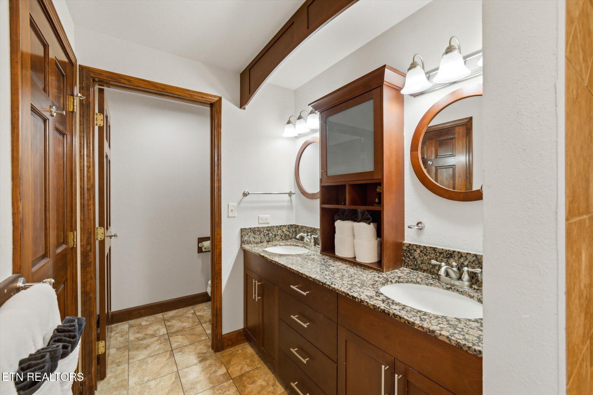 410 Big Bear Way Pigeon Forge TN 37863