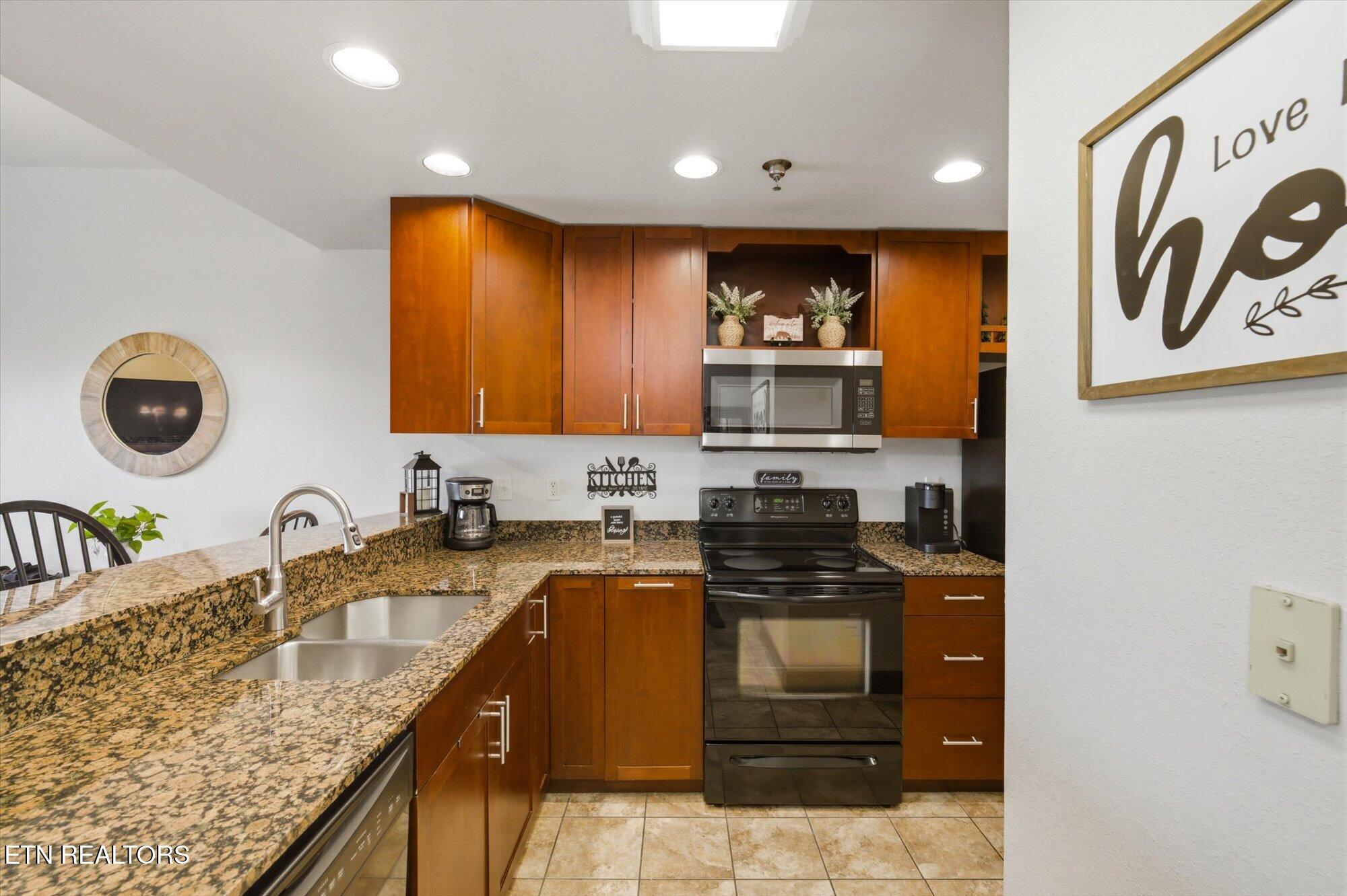 410 Big Bear Way Pigeon Forge TN 37863