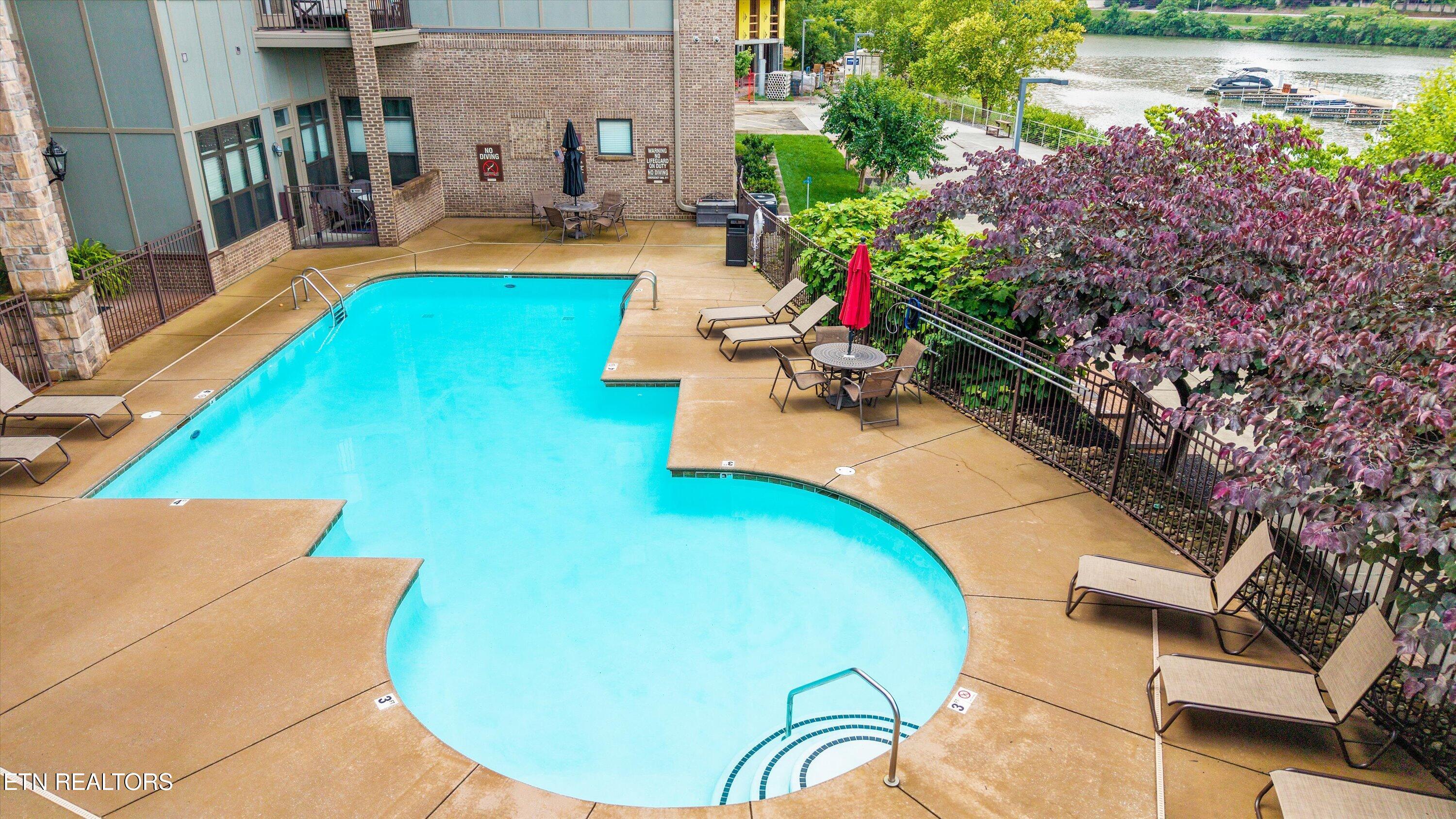 445 W Blount Avenue Knoxville TN 37920
