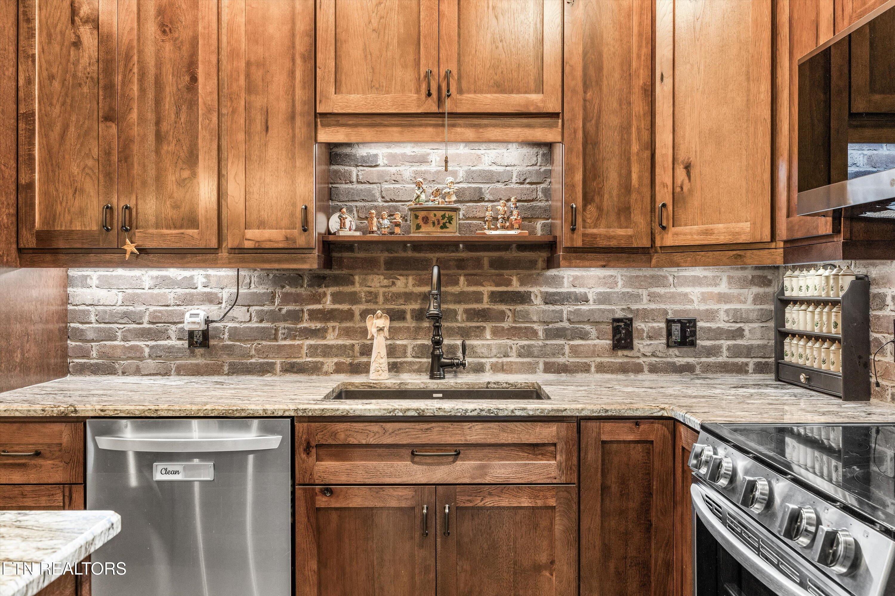 445 W Blount Avenue Knoxville TN 37920