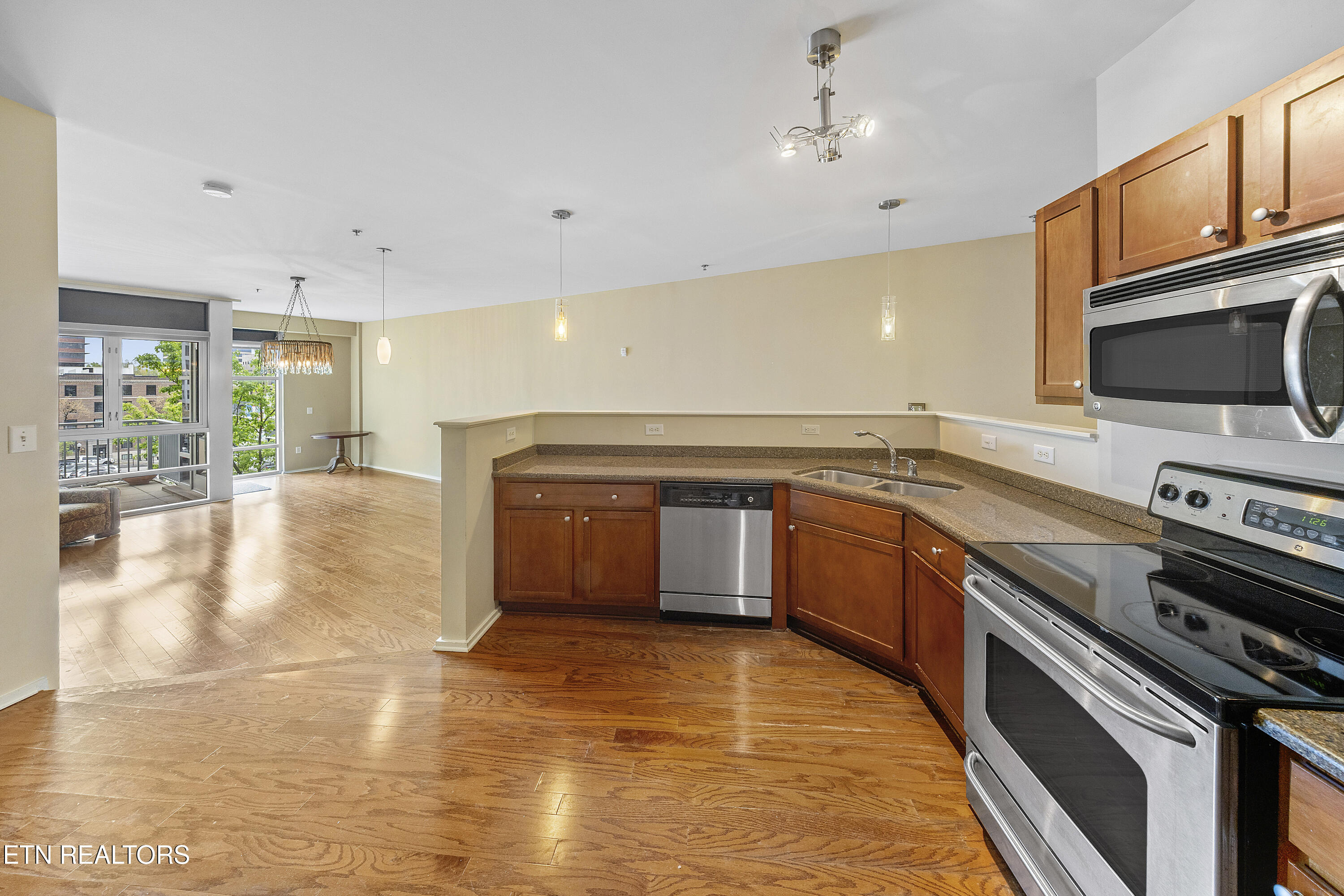 440 Walnut Street Knoxville TN 37902