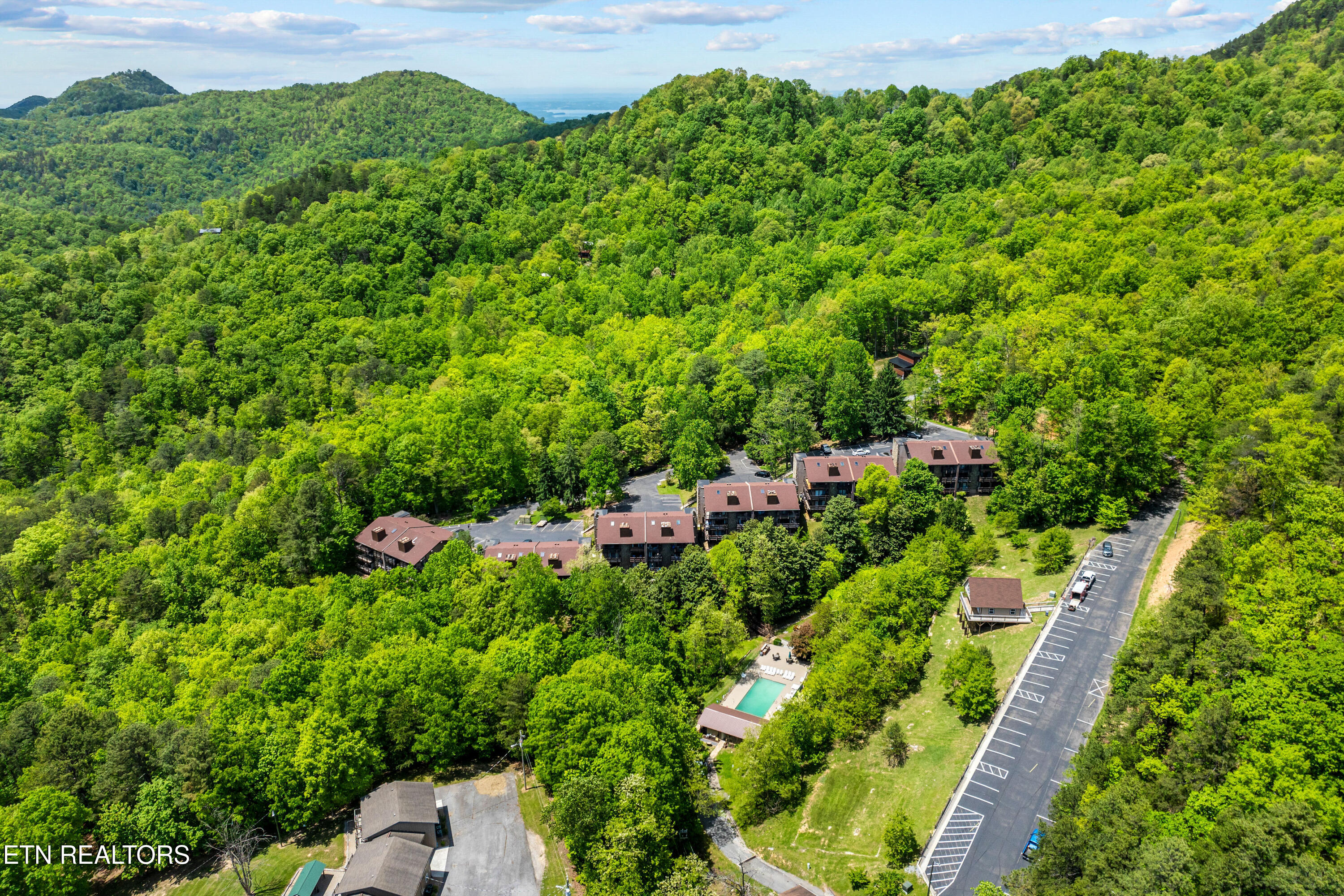 1081 Cove Road Sevierville TN 37876