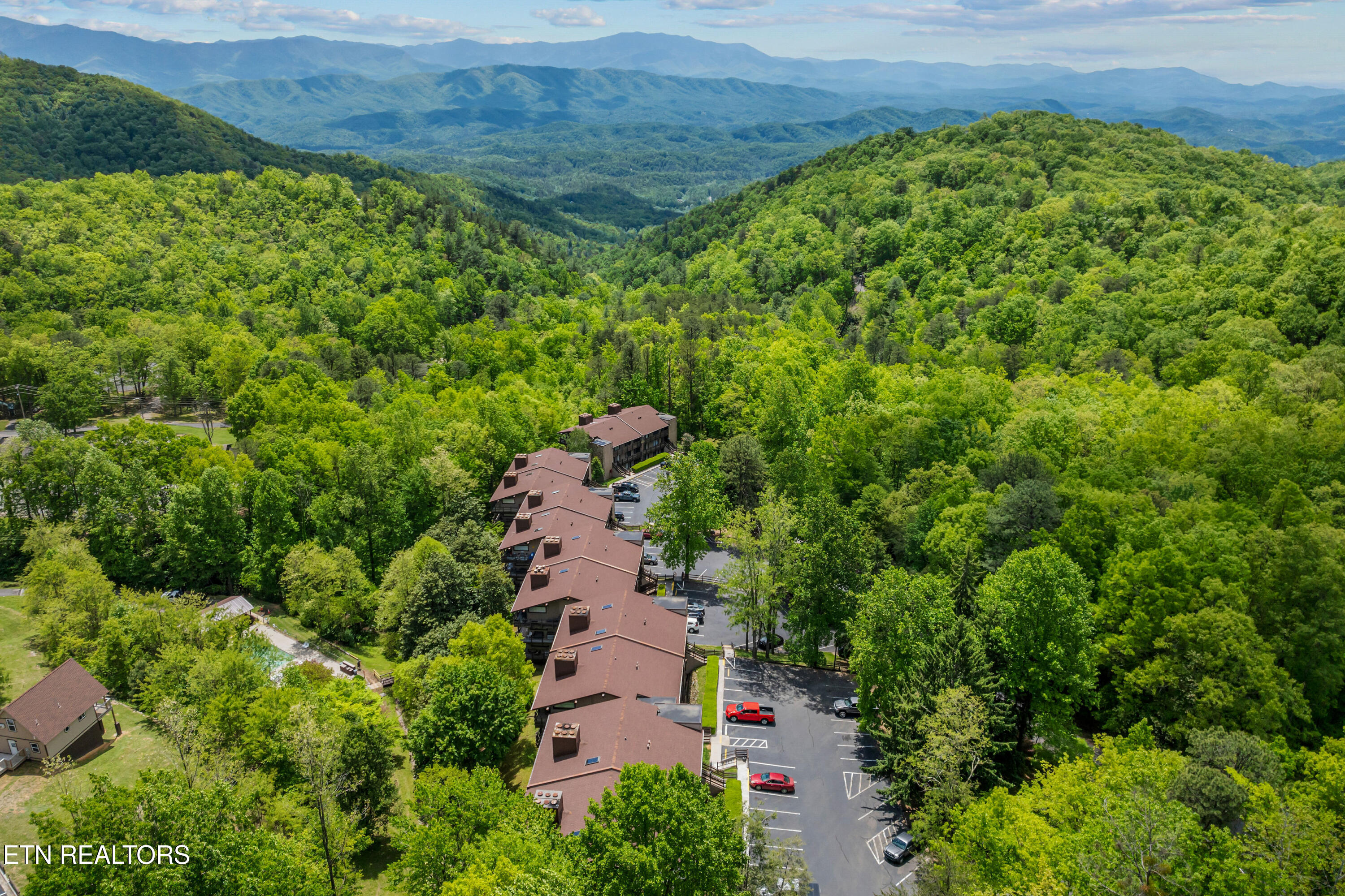 1081 Cove Road Sevierville TN 37876