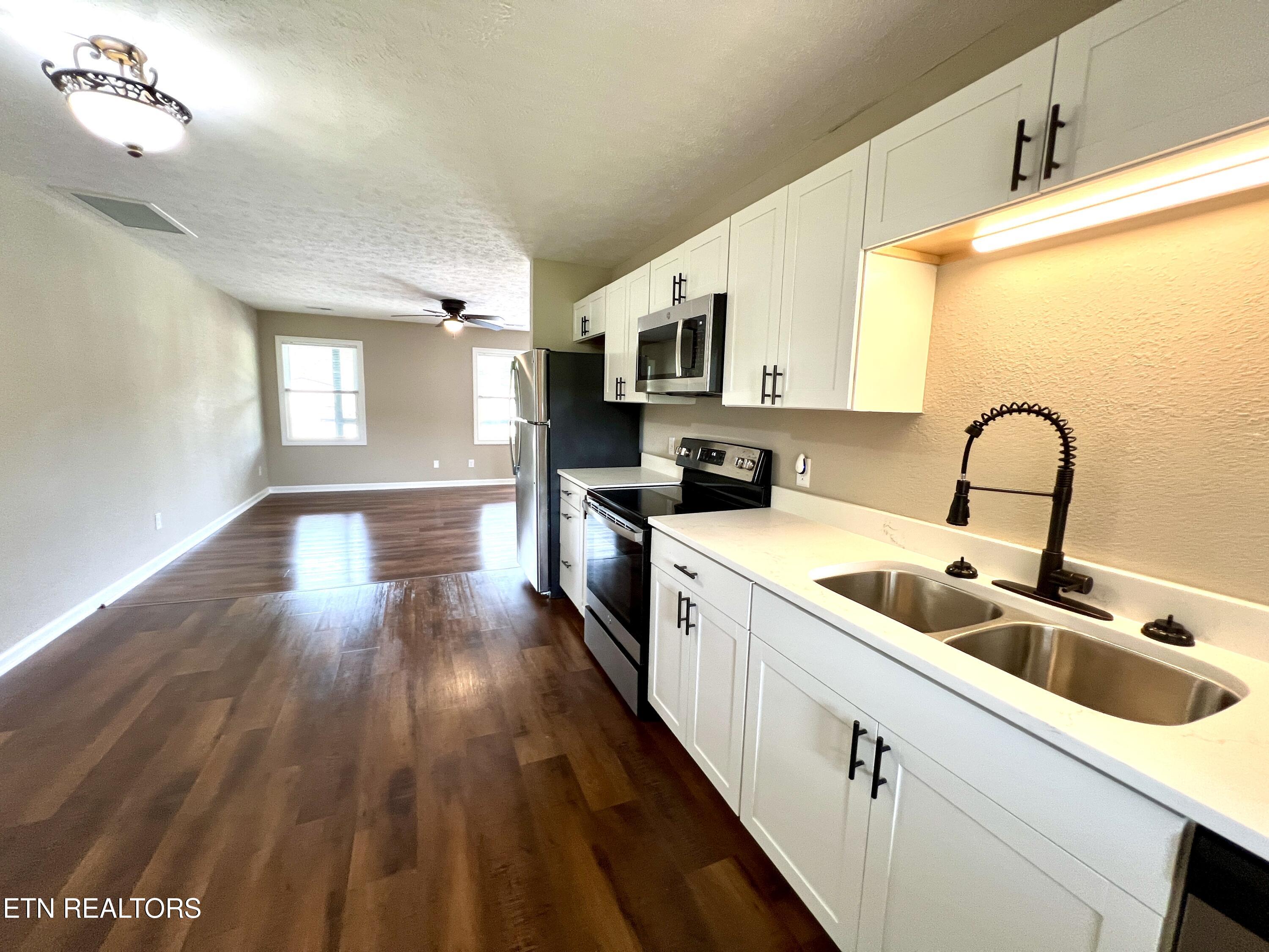 3771 Wears Valley Road Sevierville TN 37862