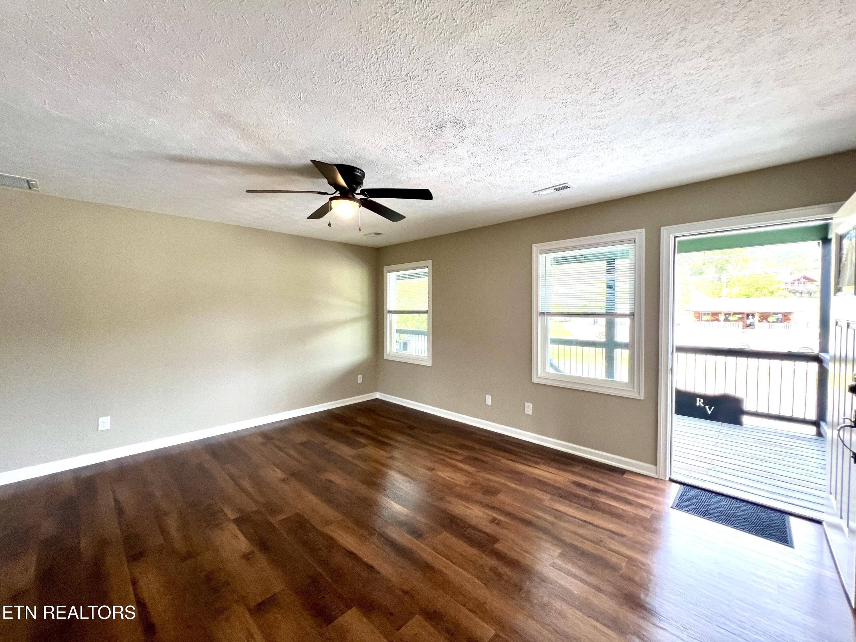 3771 Wears Valley Road Sevierville TN 37862