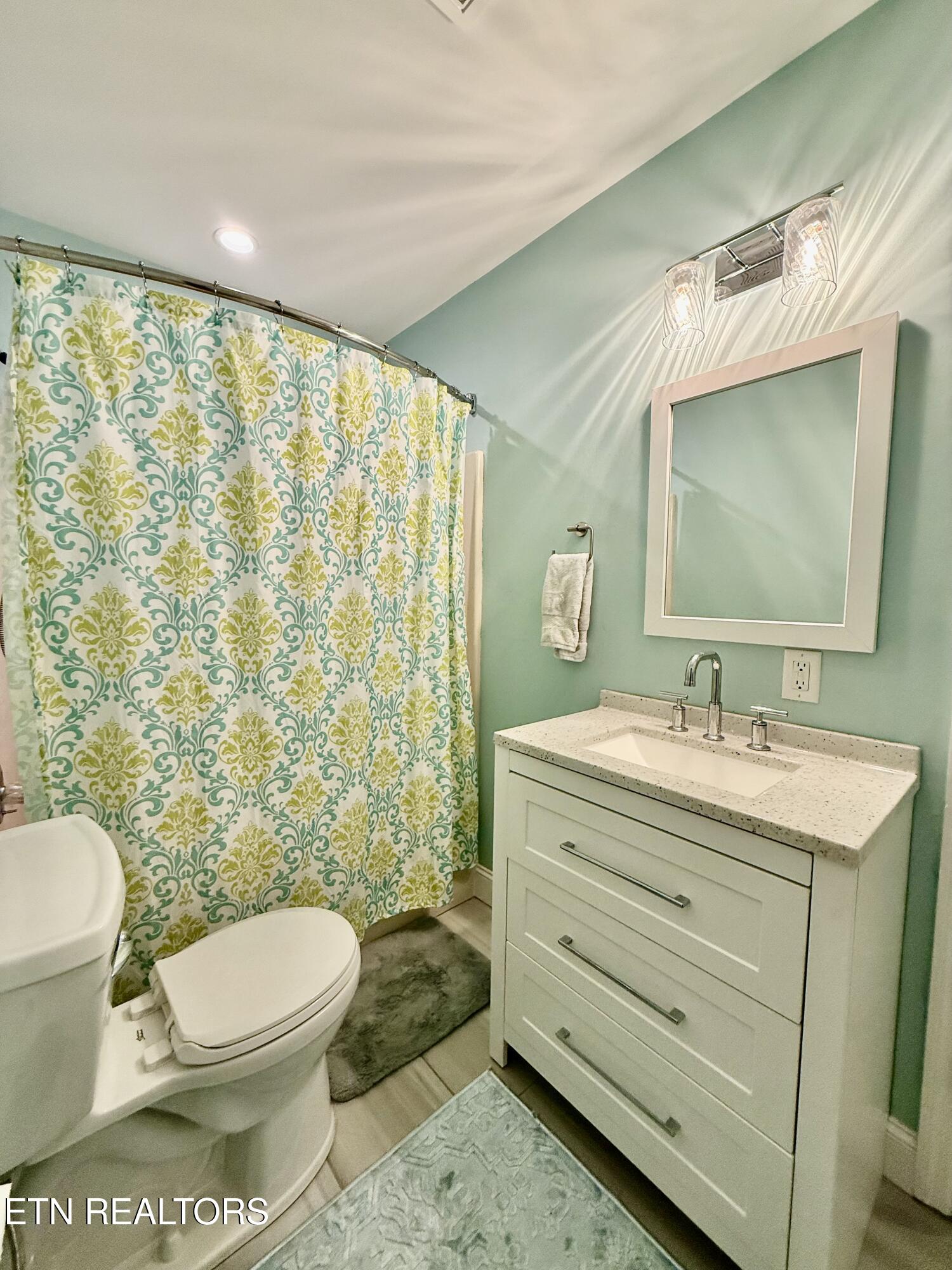 470 Deerfield Road Lafollette TN 37766