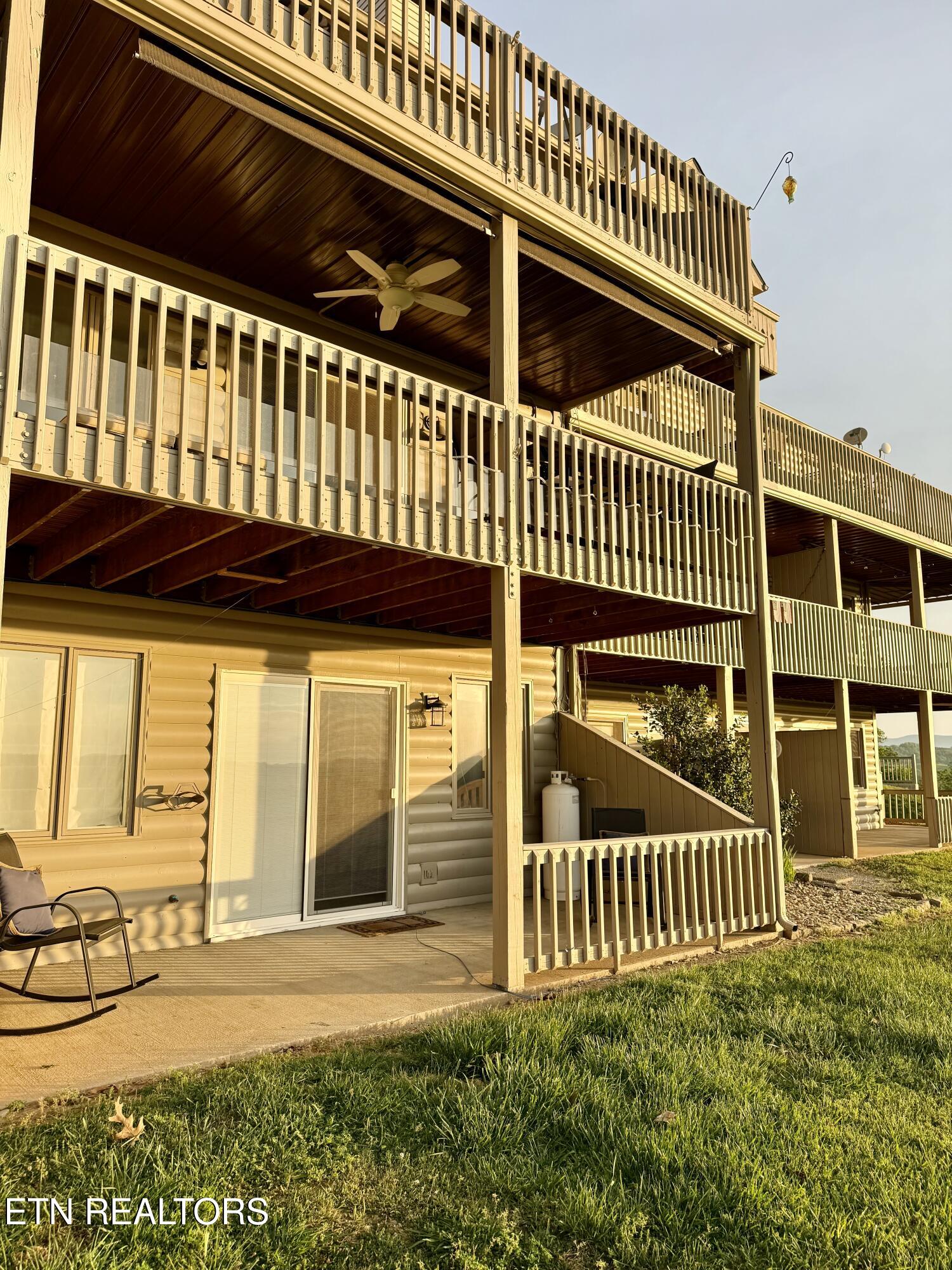 470 Deerfield Road Lafollette TN 37766