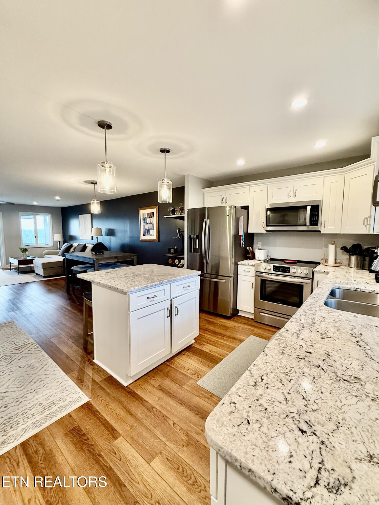 470 Deerfield Road Lafollette TN 37766