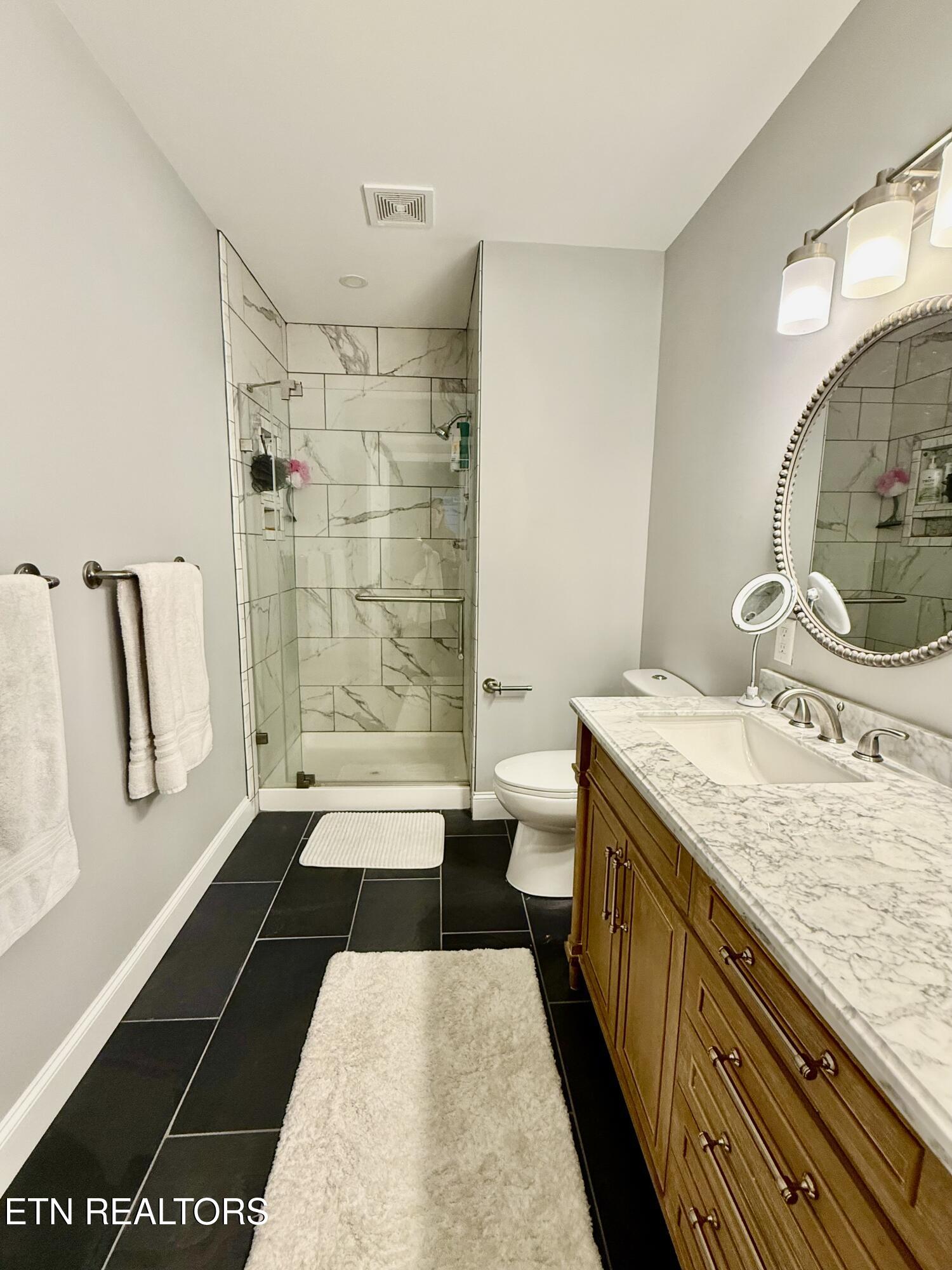 470 Deerfield Road Lafollette TN 37766