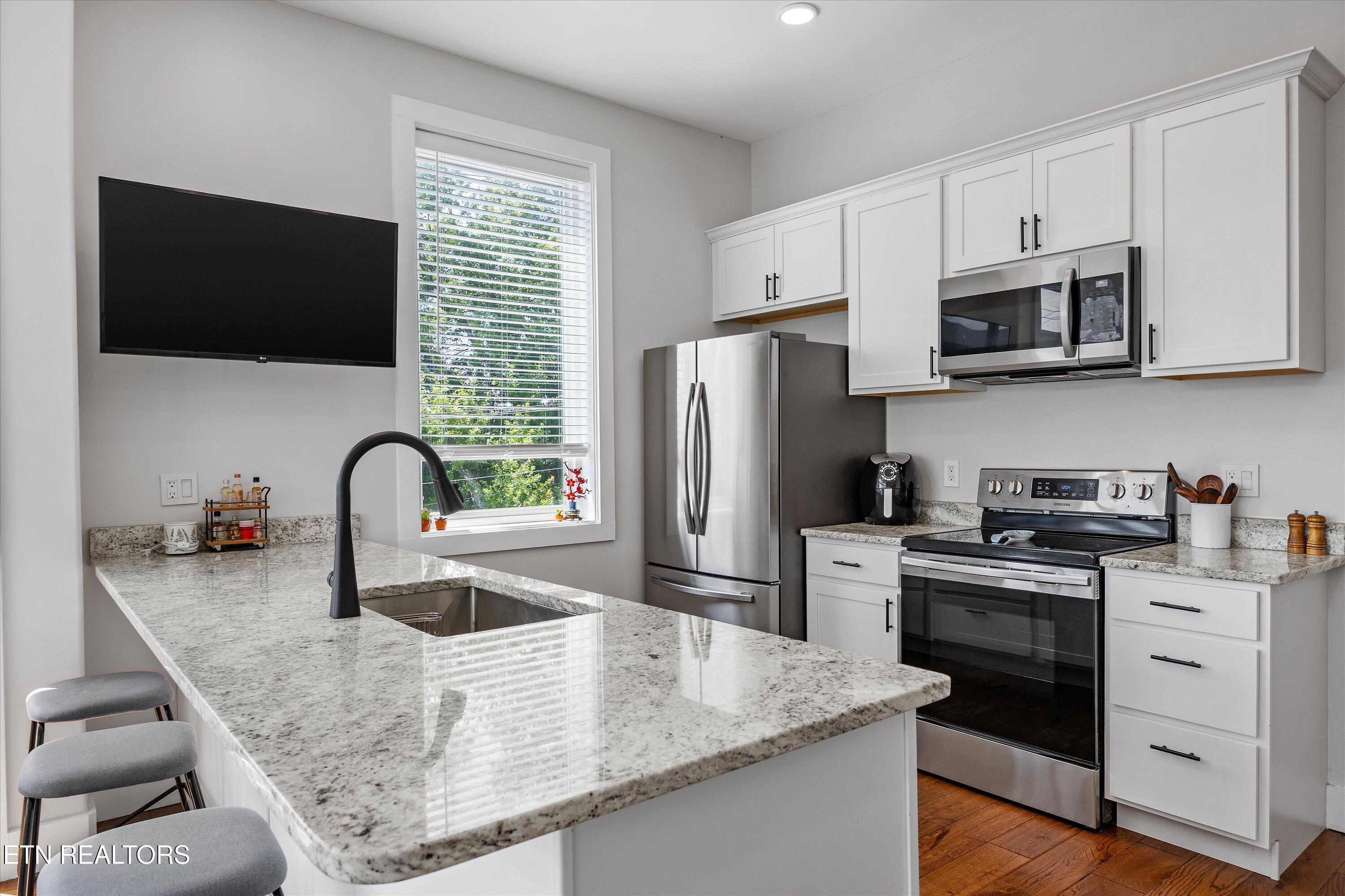 1117 Laurel Avenue Unit 201 Avenue Knoxville TN 37916