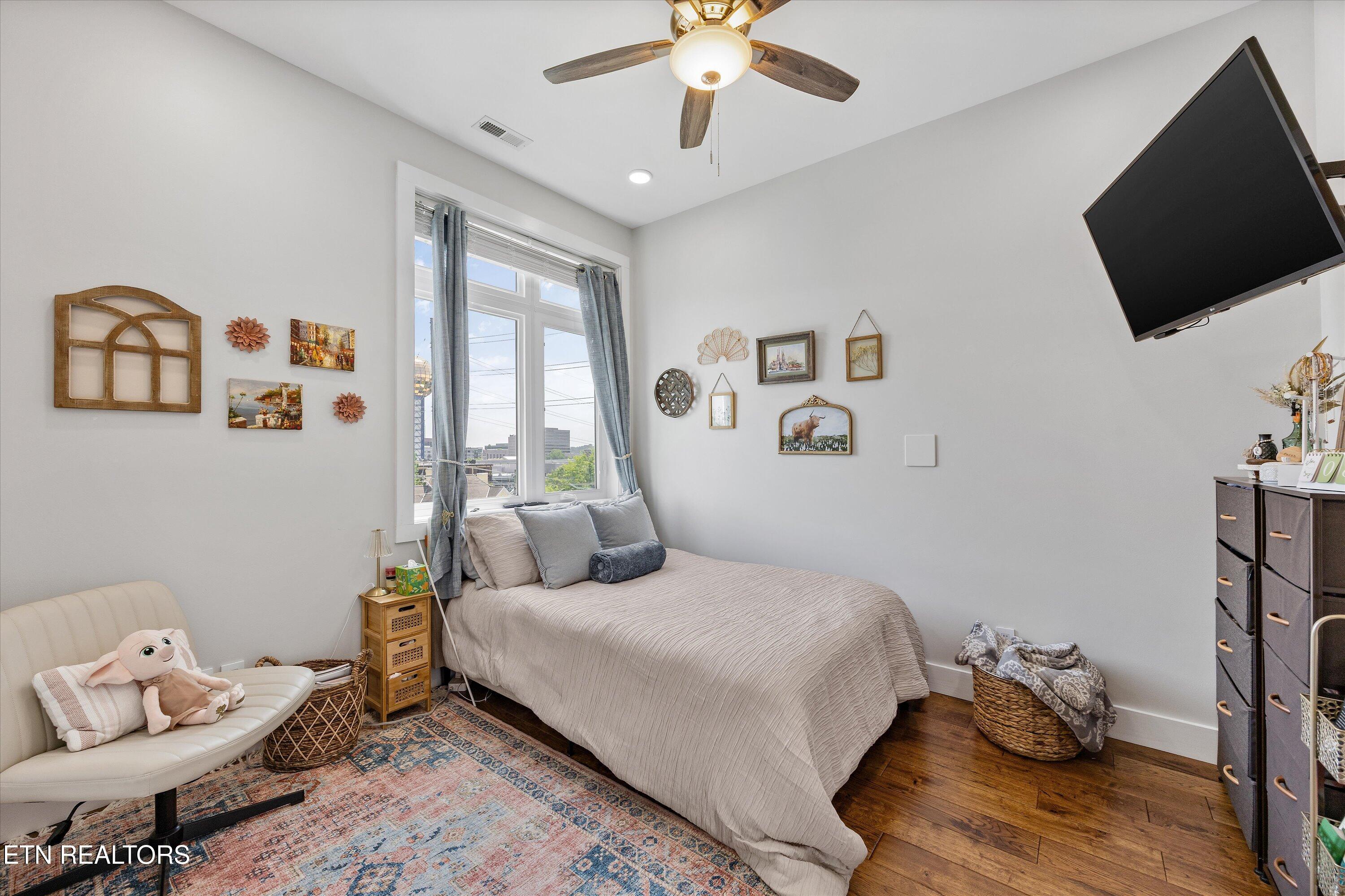 1117 Laurel Avenue Unit 201 Avenue Knoxville TN 37916