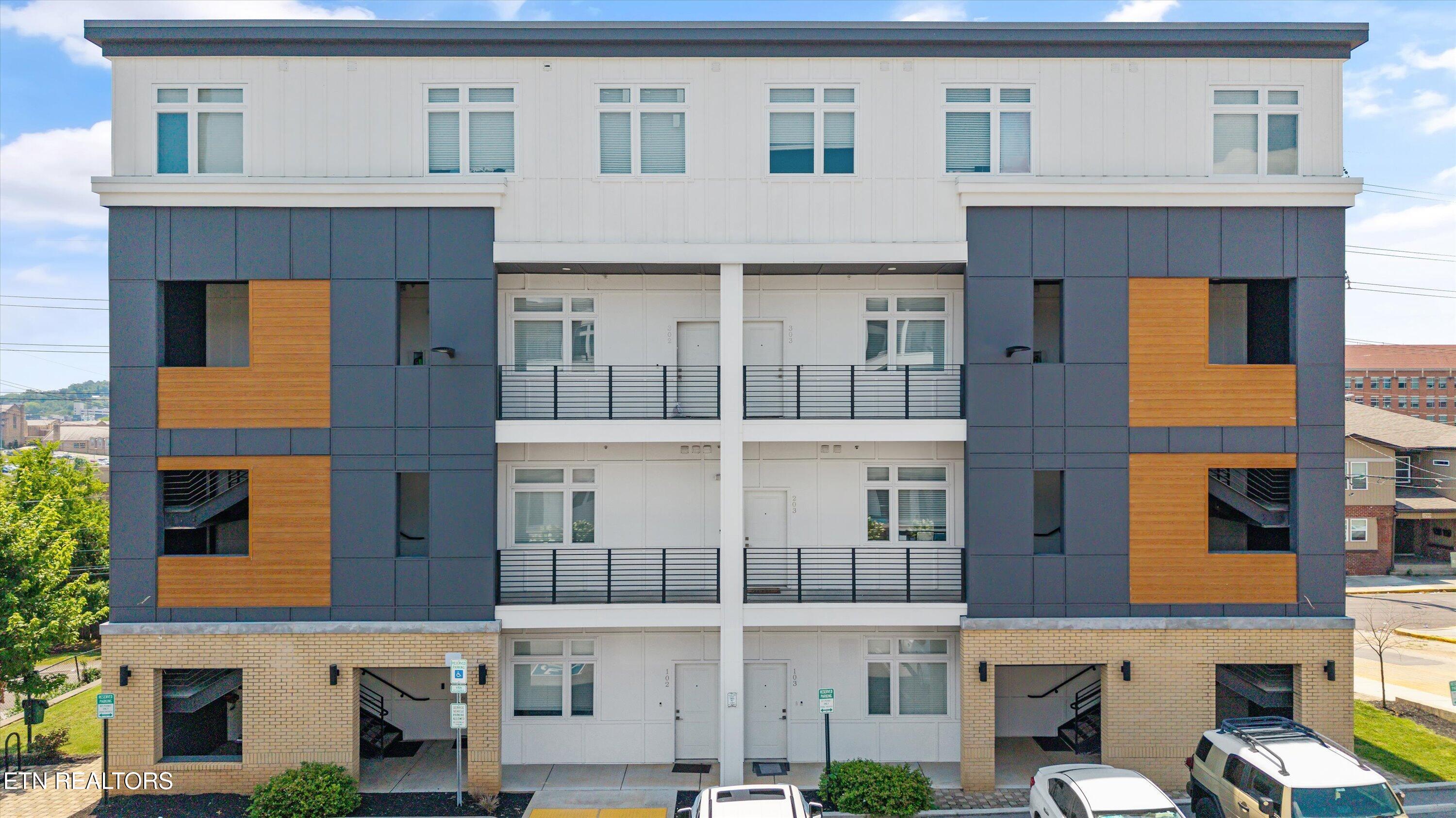 1117 Laurel Avenue Unit 201 Avenue Knoxville TN 37916