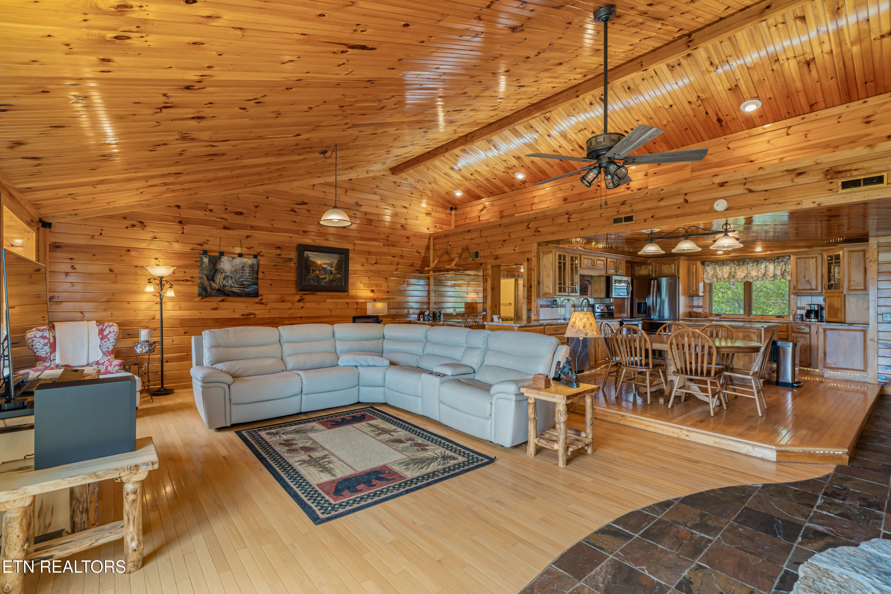 1130 Ski View Drive Gatlinburg TN 37738