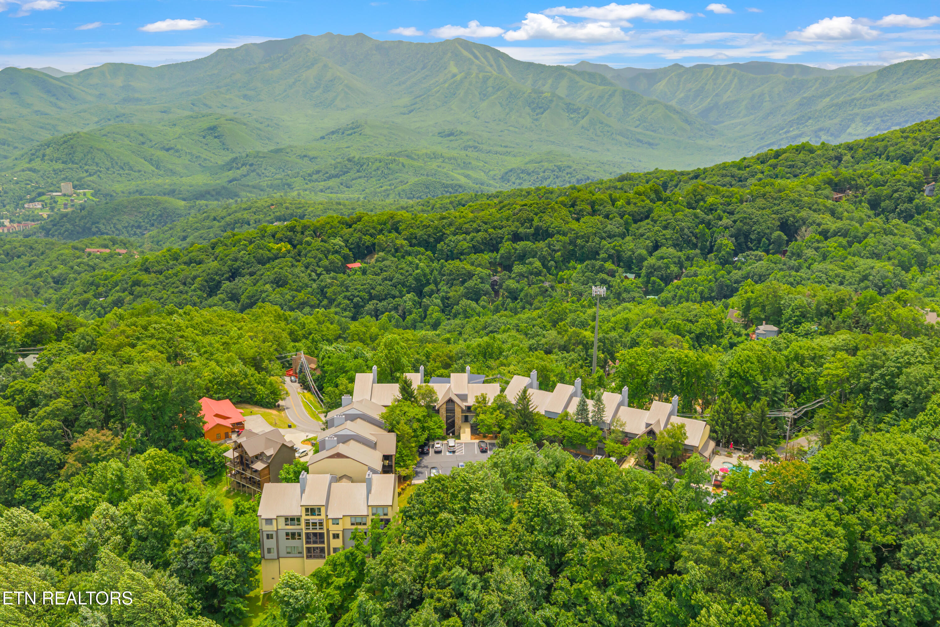 1130 Ski View Drive Gatlinburg TN 37738