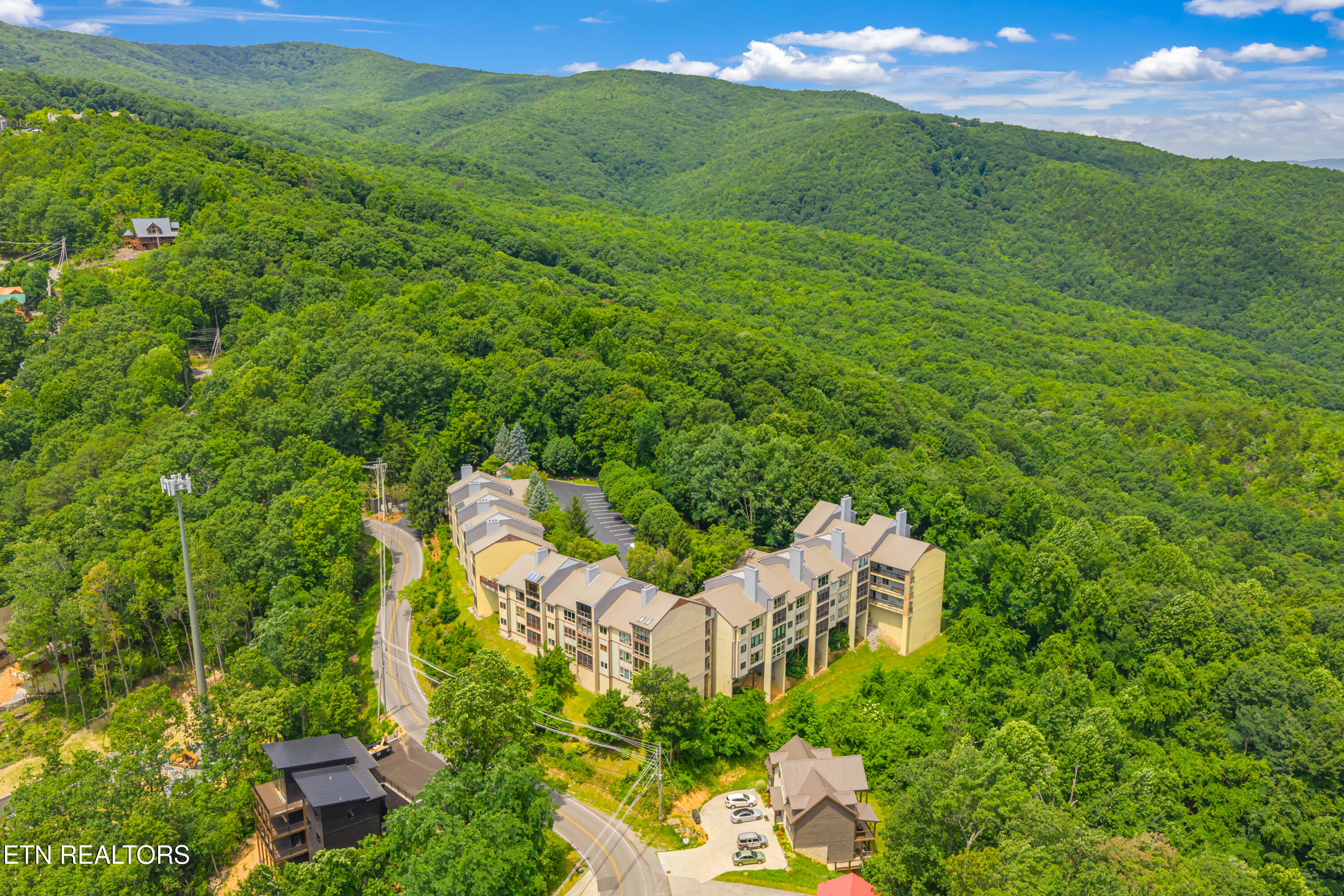 1130 Ski View Drive Gatlinburg TN 37738