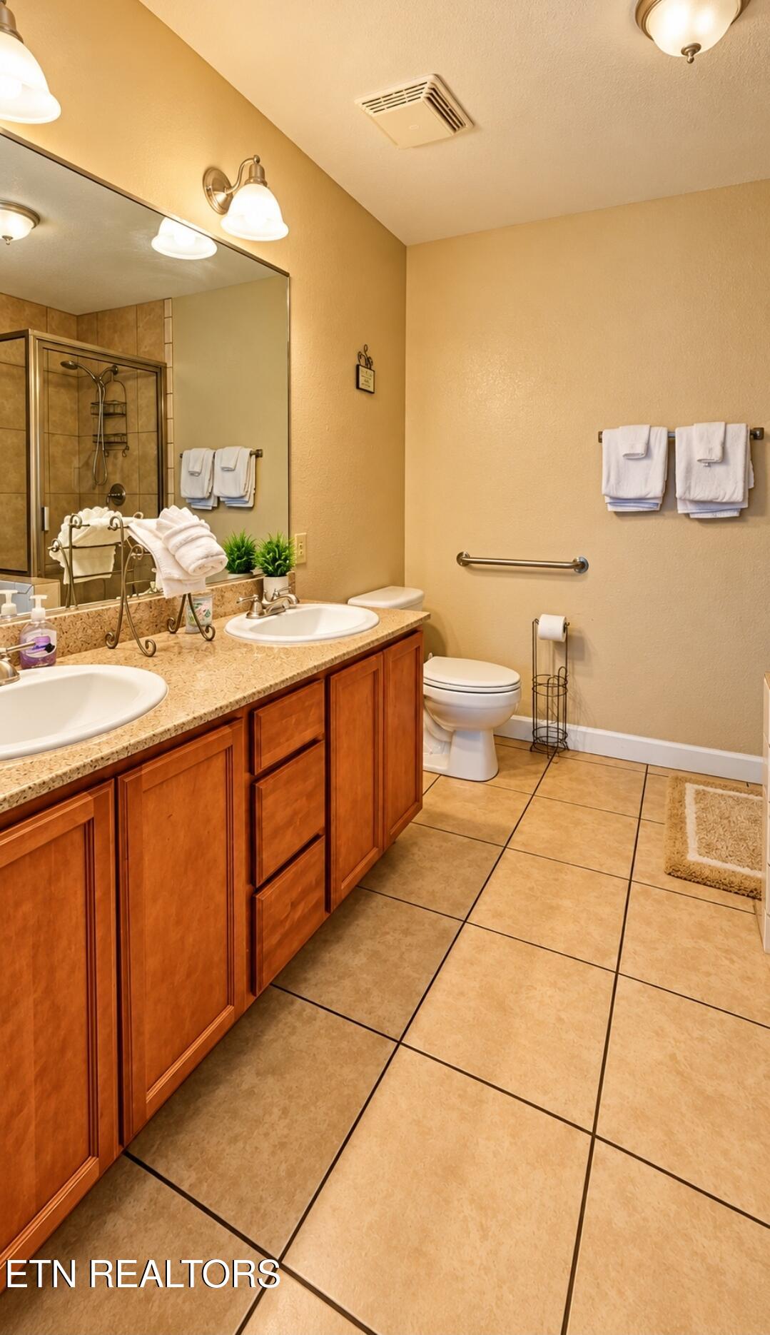 124 Plaza Drive Pigeon Forge TN 37863