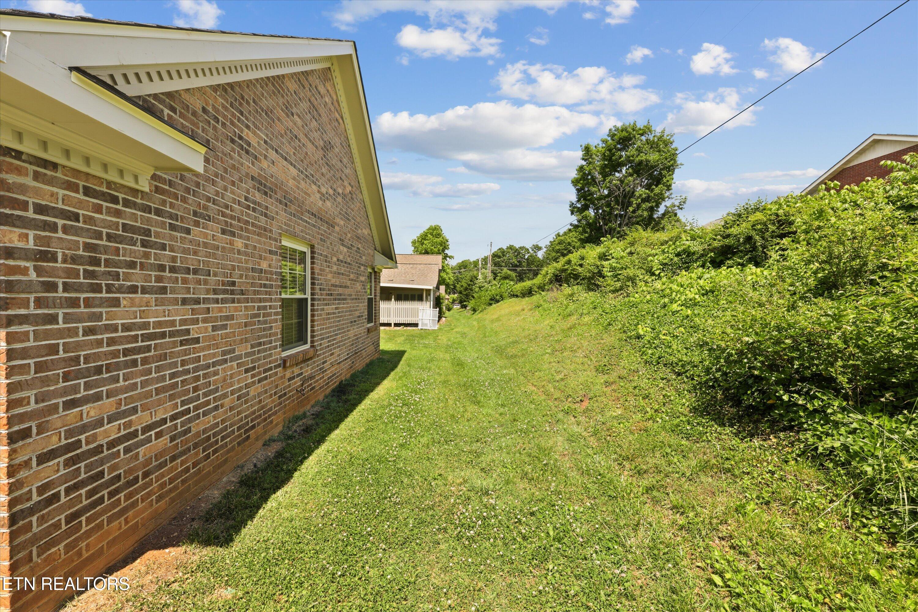 2008 Cochran Place Maryville TN 37803