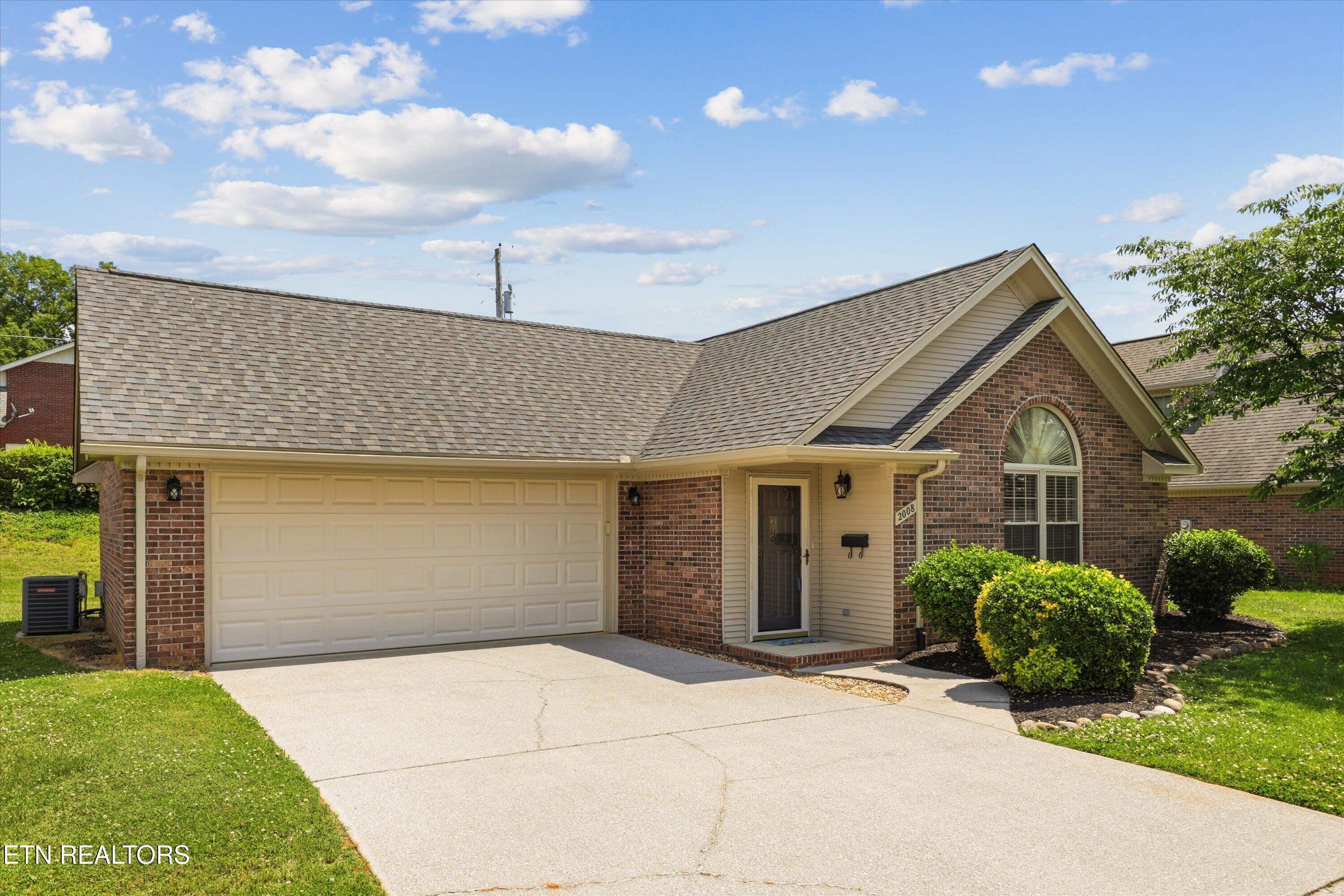 2008 Cochran Place Maryville TN 37803