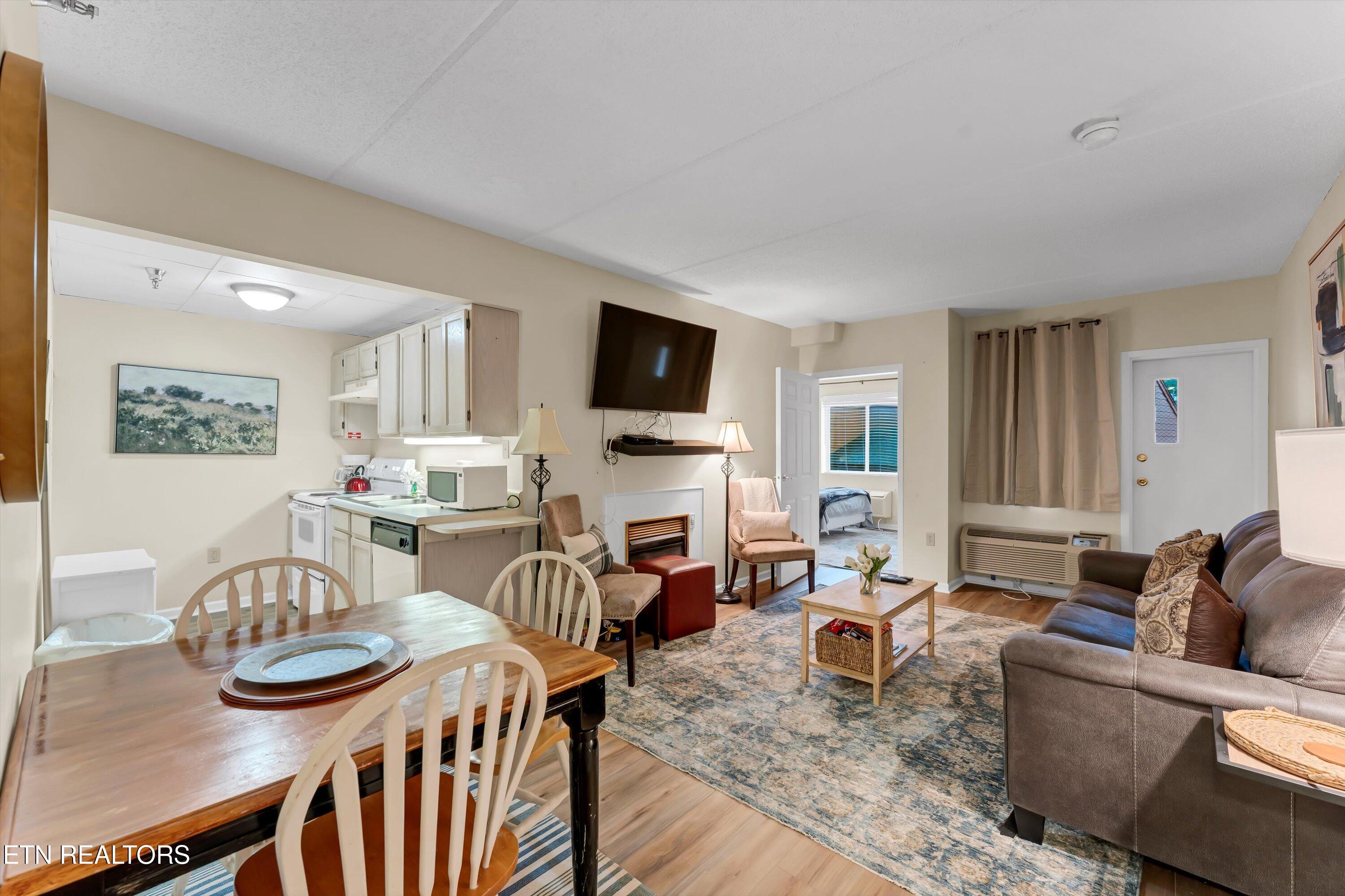 413 Baskins Creek Road Gatlinburg TN 37738