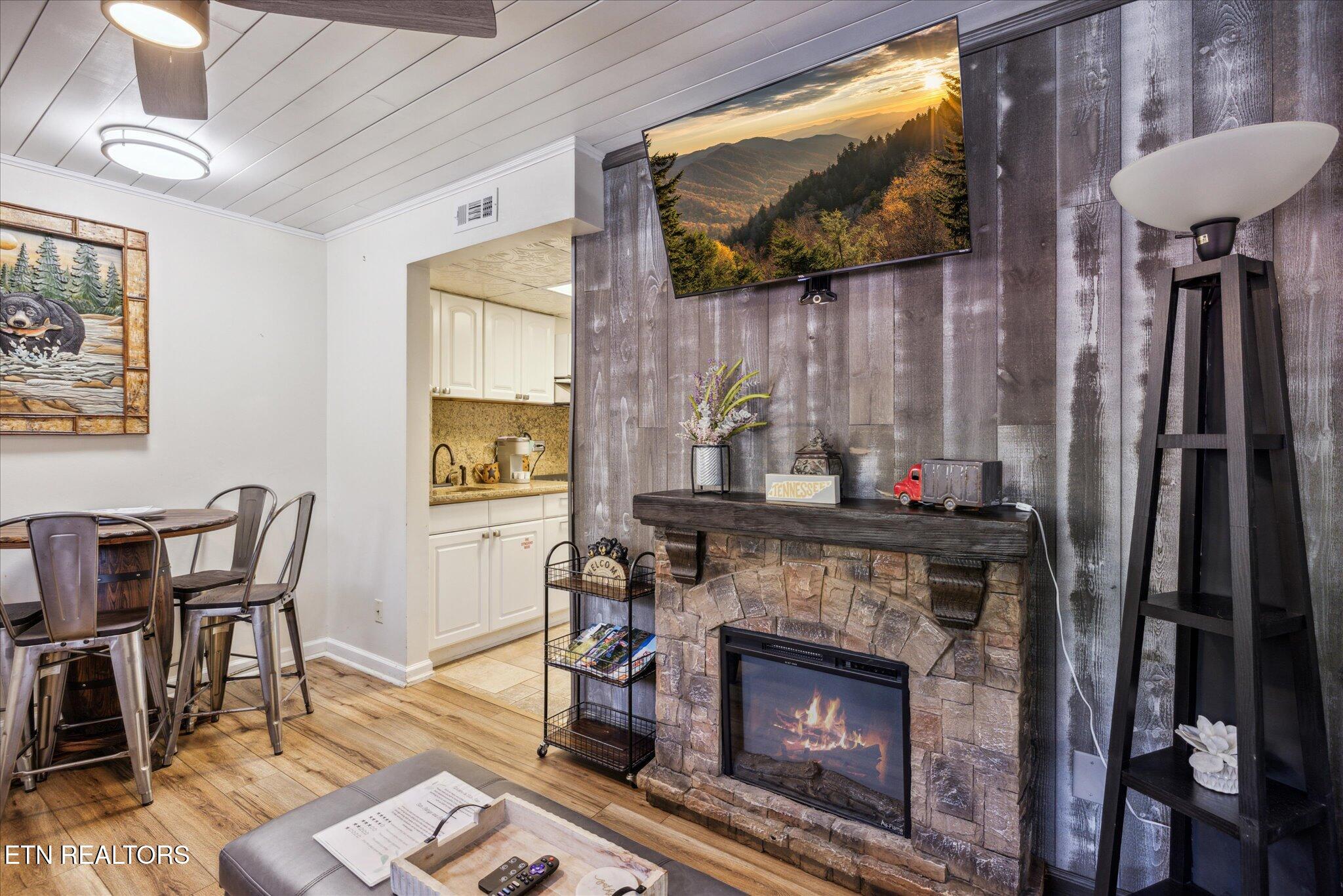 685 River Unit #304 Road Gatlinburg TN 37738