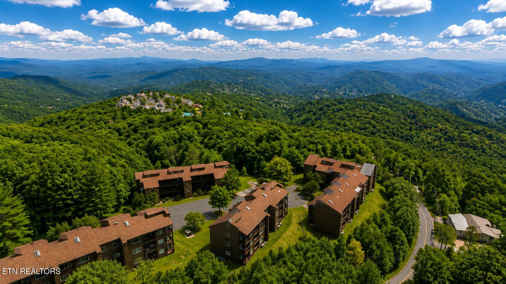 1380 Ski View Drive Gatlinburg TN 37738