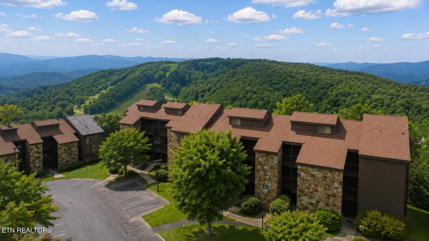 1380 Ski View Drive Gatlinburg TN 37738