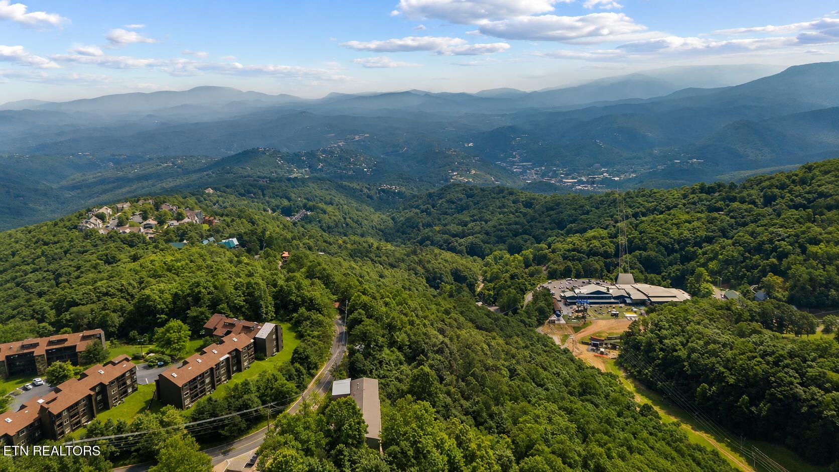 1380 Ski View Drive Gatlinburg TN 37738