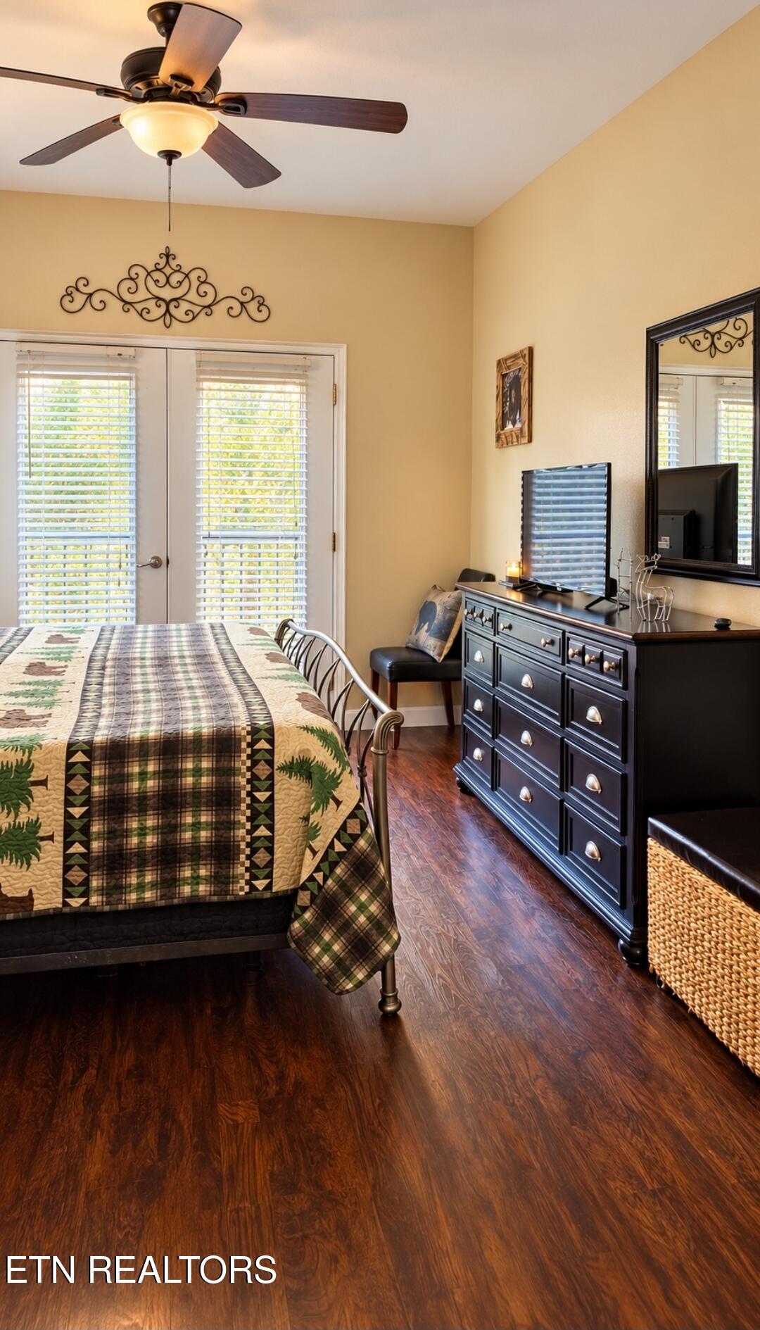 124 Plaza Drive Pigeon Forge TN 37863